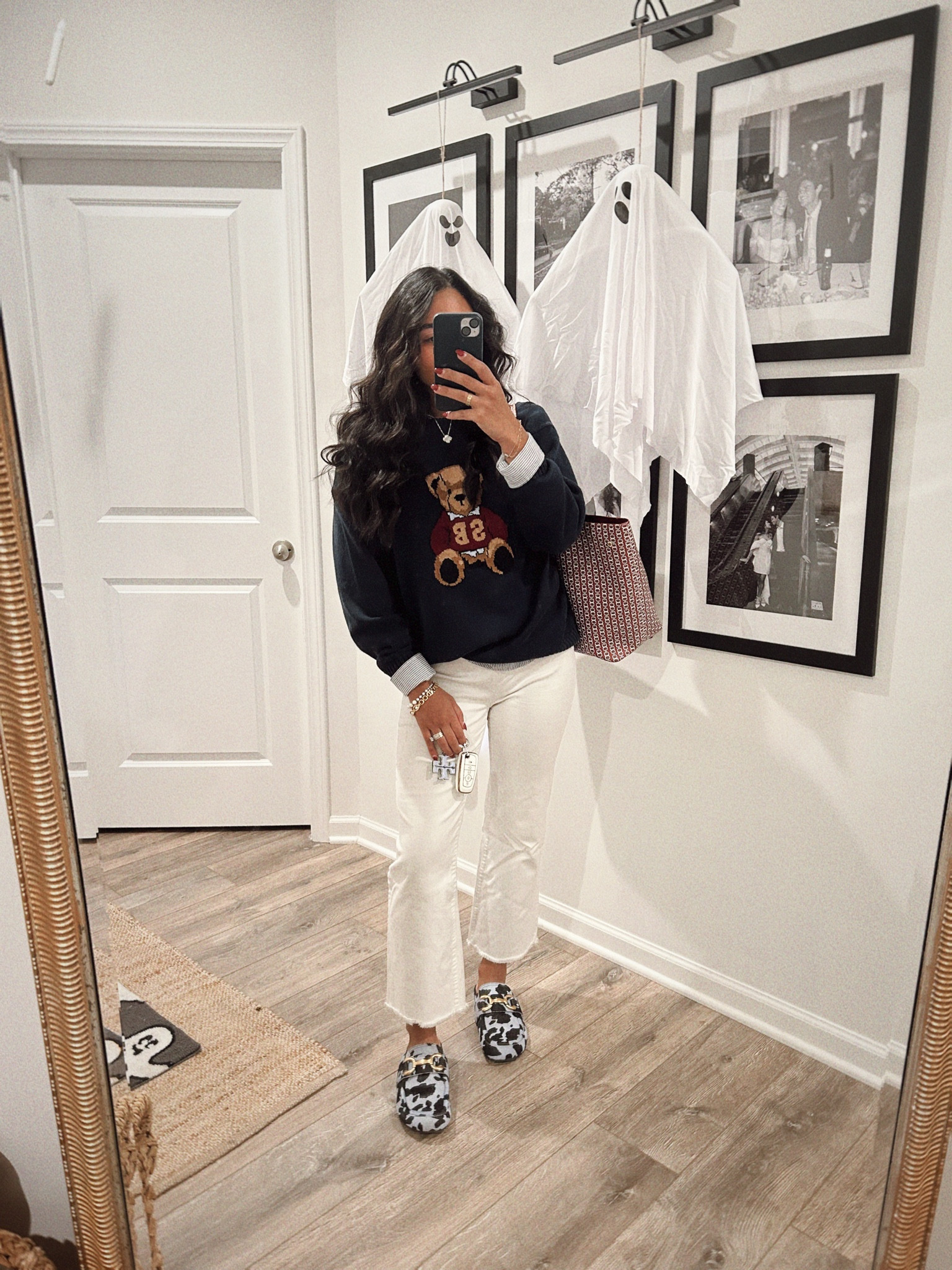 a top tier outfit 

#LTKSeasonal #LTKShoeCrush #LTKStyleTip