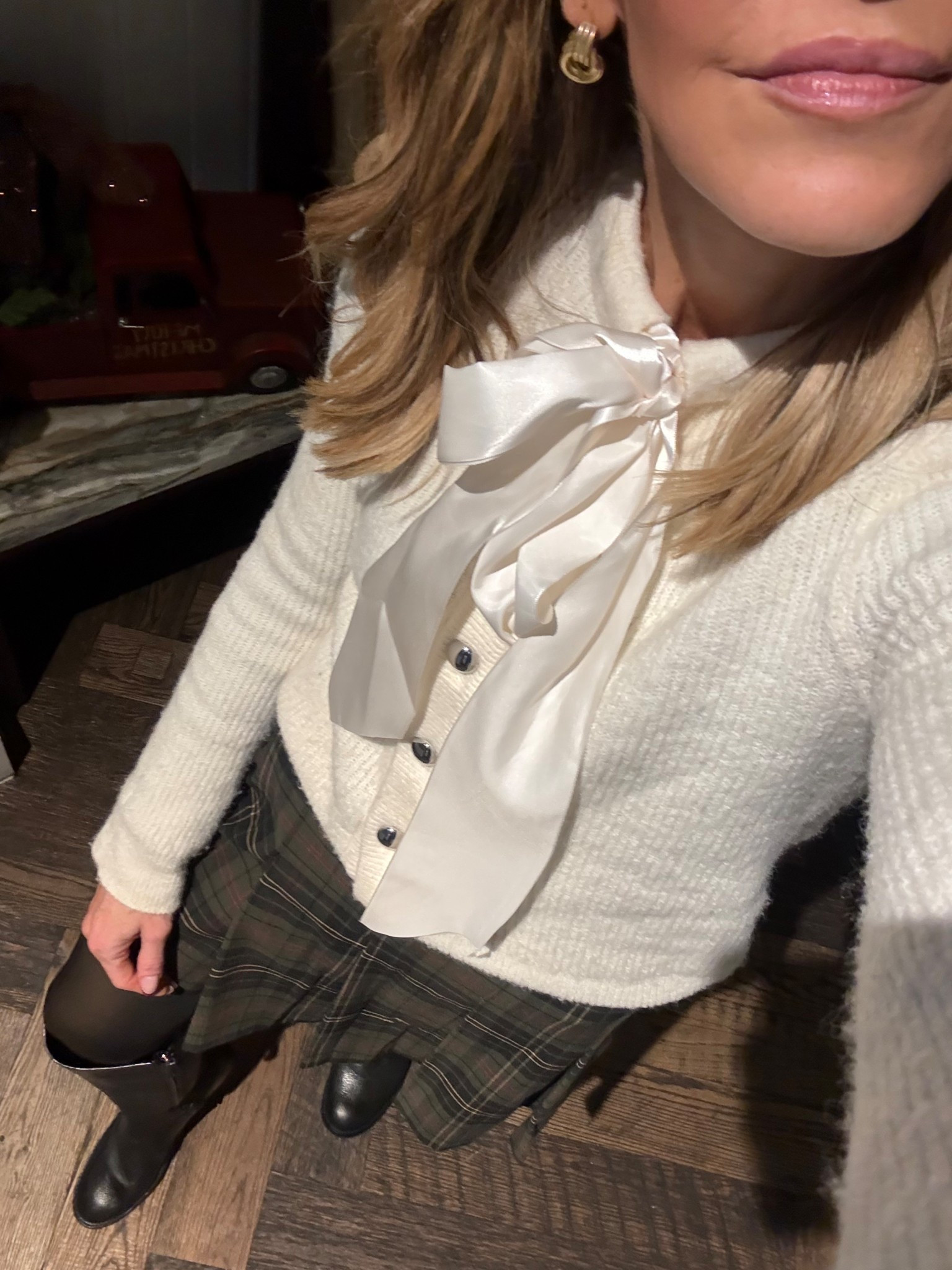 Ootd! I have been wearing these fleece-lined leggings everyday on my trip! 10/10 recommend 💗

#LTKdayinmylife #LTKGiftGuide #LTKHoliday