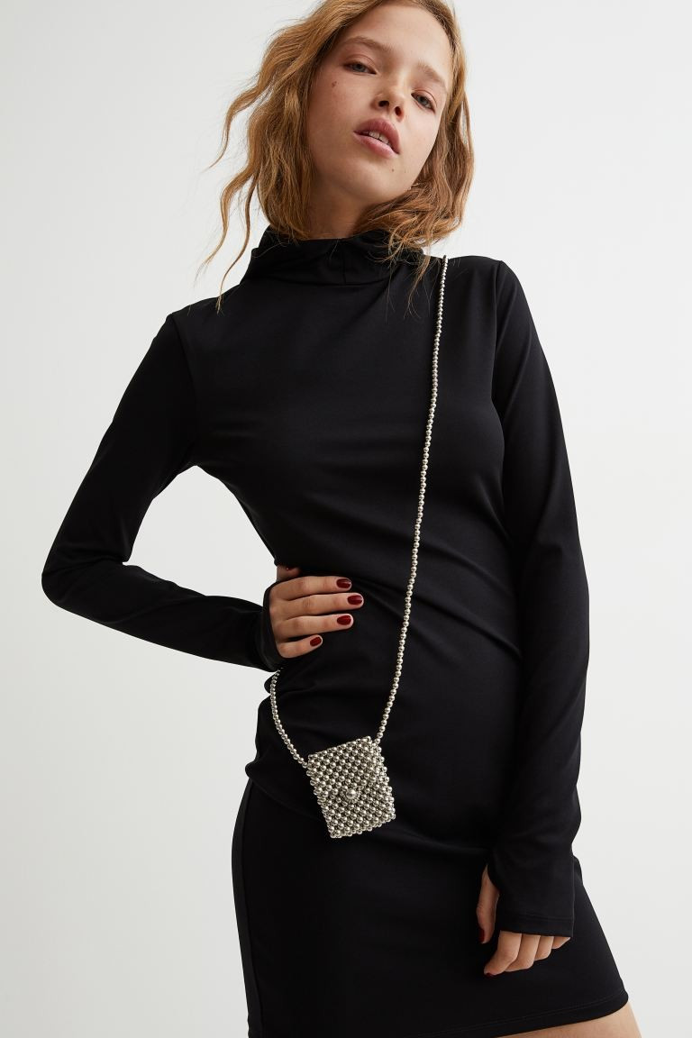 AirPods Case | H&M (US + CA)