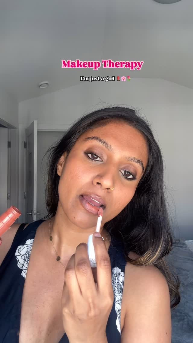 Products are linked on LTK.  Comment if you want the direct link.

I love doing everyday makeup looks. As I’m getting older, I don’t really enjoy full glam, I like to keep my skin looks natural as possible and add some pop of color to elevate the glow.

I prepped my skin using @sahajanskincare ‘s toner and their magical serum. Literally the best😭

( clean beauty, Ayurvedic, simple makeup looks, everyday makeup look, clean beauty influencer, content creator toronto)

#LTKcanada #LTKbeauty