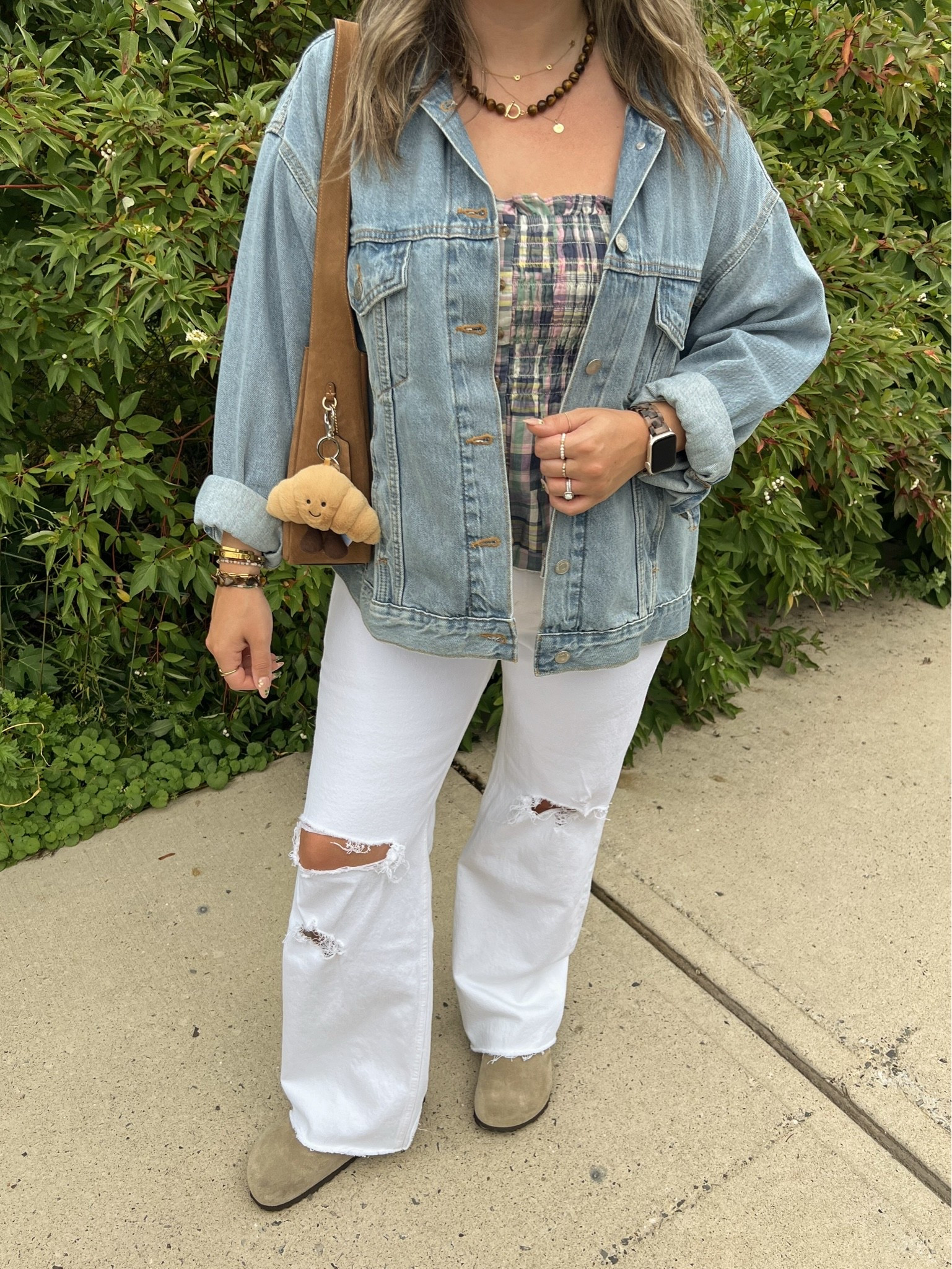 Fall outfit! Wearing 30 in the jeans, L in the plaid tank top, sized up to XL in the denim jacket for an oversized fit. I’m a 9.5-10 shoe and wear a 40 in the Birkenstock clogs

#LTKfall #LTKjeans #LTKmidsize