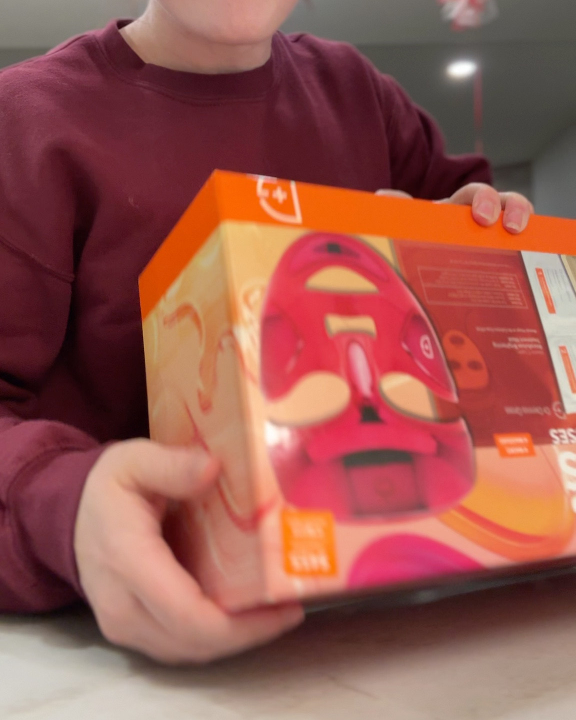 Red light mask! #beautymask #redlight #ledmask

#LTKBeauty #LTKOver40 #LTKMostLoved