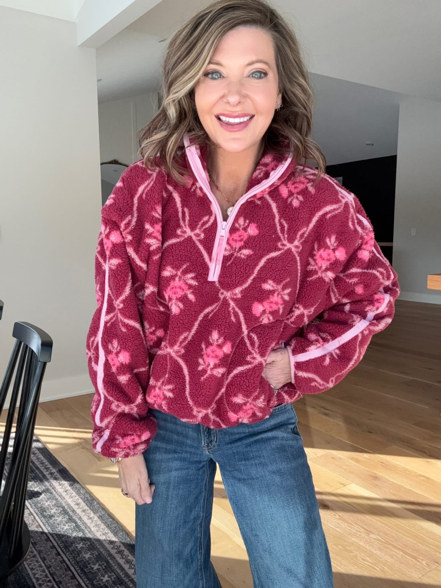 The cutest Sherpa with pretty bows is finally ON SALE! 🙌

I try to wait to show things to you until they are on a markdown but that doesn’t always happen 😱

Dropping 🔗👇 

#LTKSeasonal #LTKgrwm #LTKdayinmylife