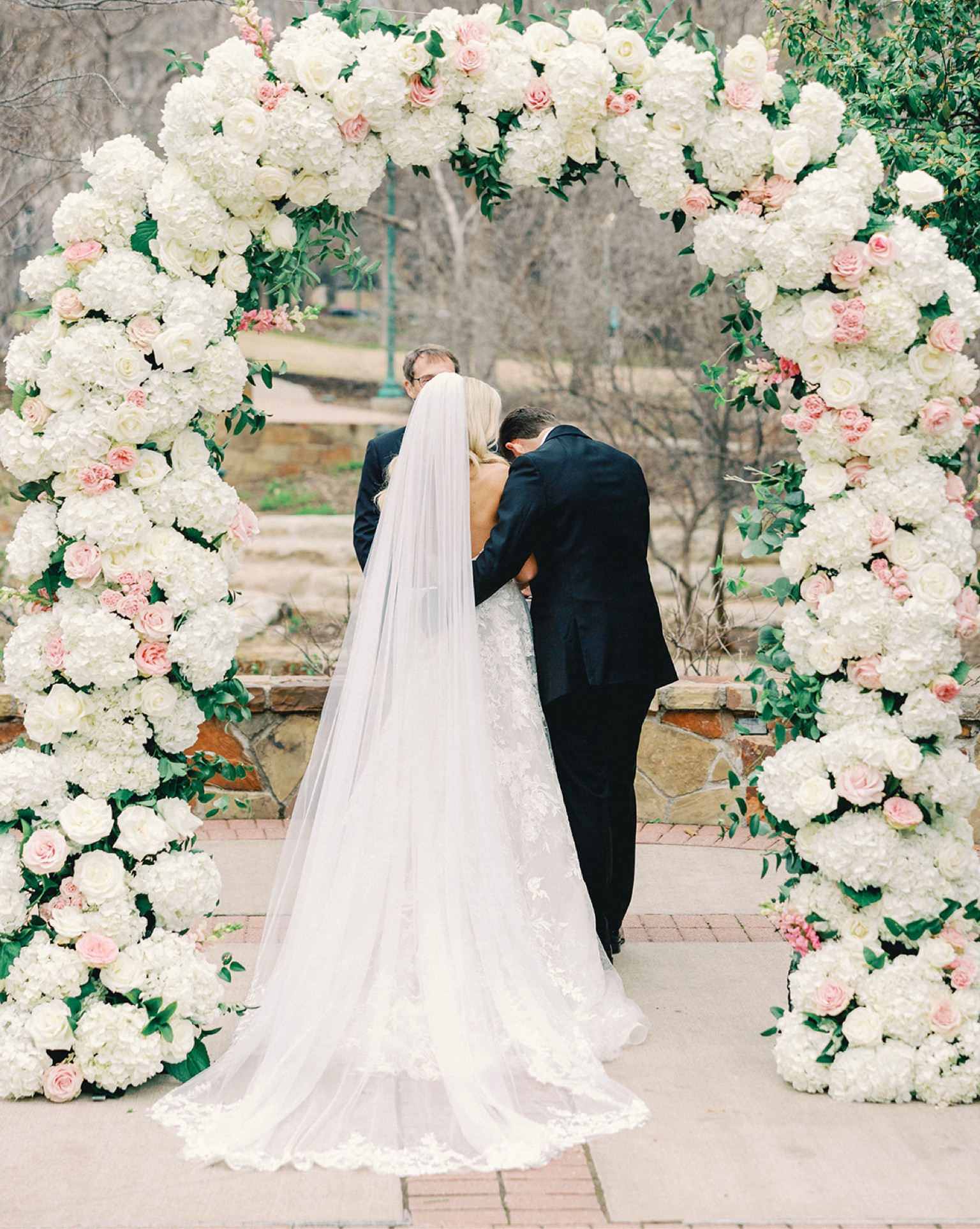 Linked my exact veil that I got from Etsy! It is amazing quality for a great price and comes in every length!

#LTKFindsUnder100 #LTKWedding