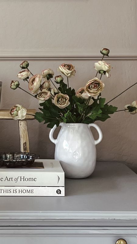 New Vase & flowers


Faux Flowers
Ranunculus flowers
Amazon Finds
Amazon home
Pretty white vase
Spring Decor
Home Decor
Home Inspiration
How to Style Silk Flowers

#LTKfindsunder50 #LTKSeasonal #LTKhome