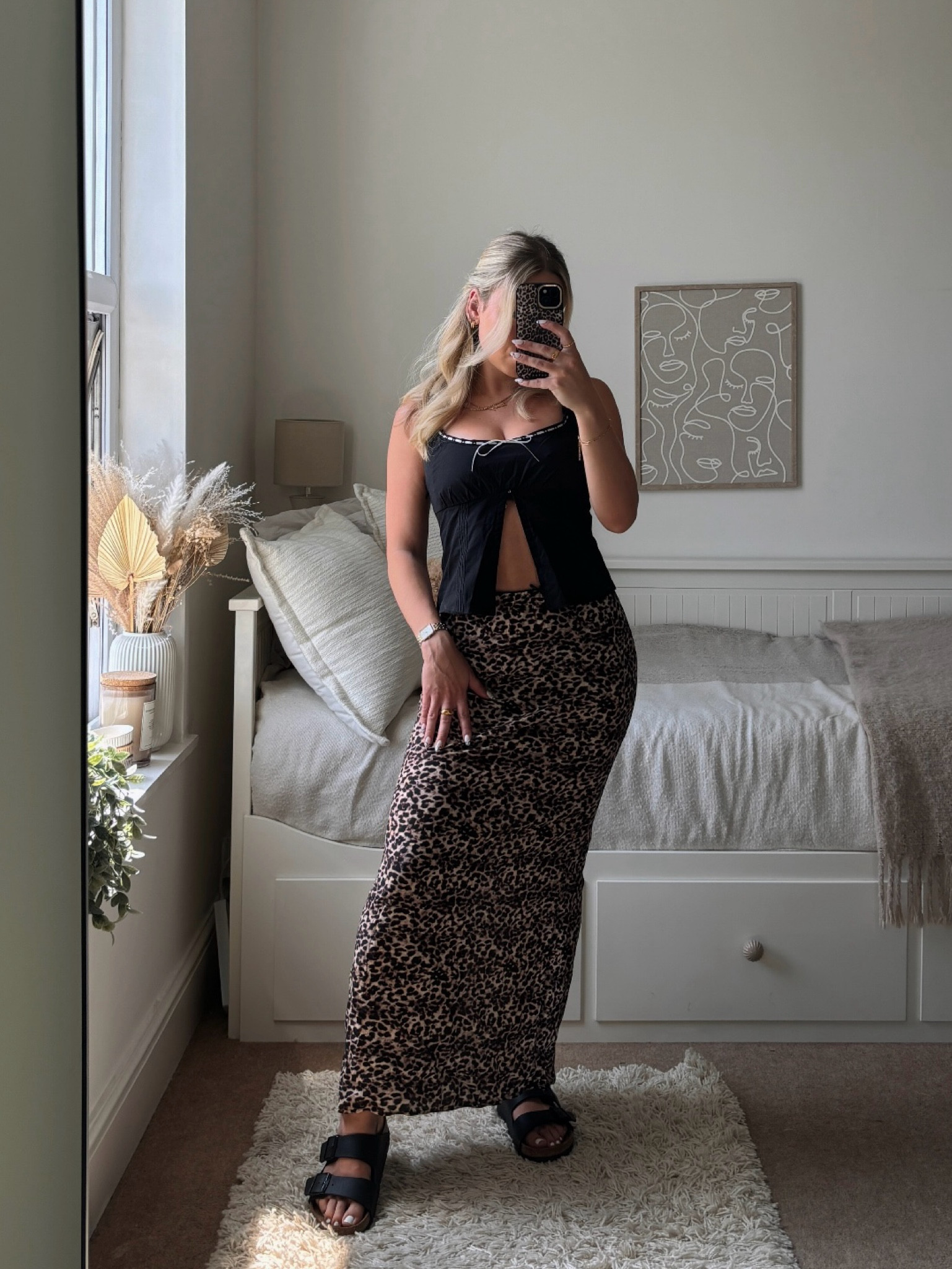 one of my fave outfits ever 
mixing the leopard & milk maid trend 🐆🥛

leopard print maxi skirt from PULL&BEAR and the cutest milkmaid / corset top from BERSHKA

#LTKstyletip #LTKsummer #LTKuk