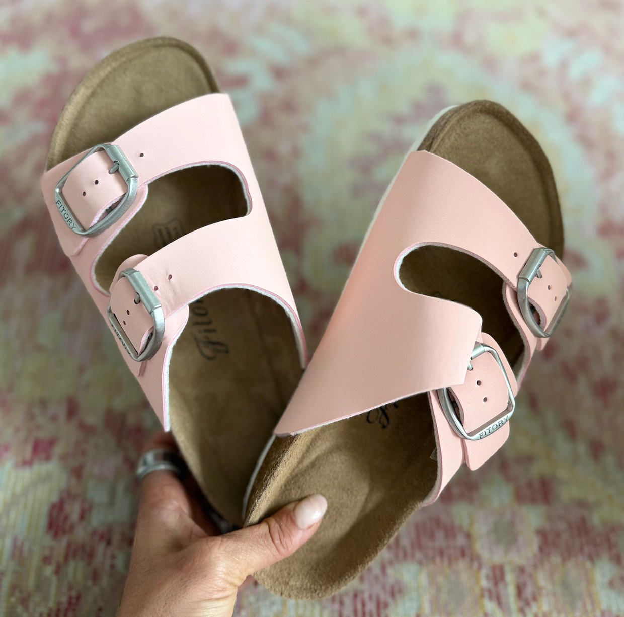 New pink sandals #fitoryshoes 

 