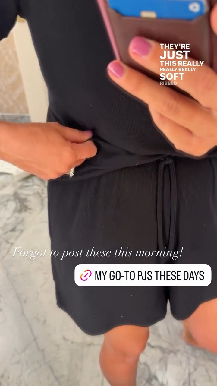 Forgot to post these this morning! The softest pjs to greet ya! tts | s

#LTKootd #LTKmorningroutine #LTKmomlife