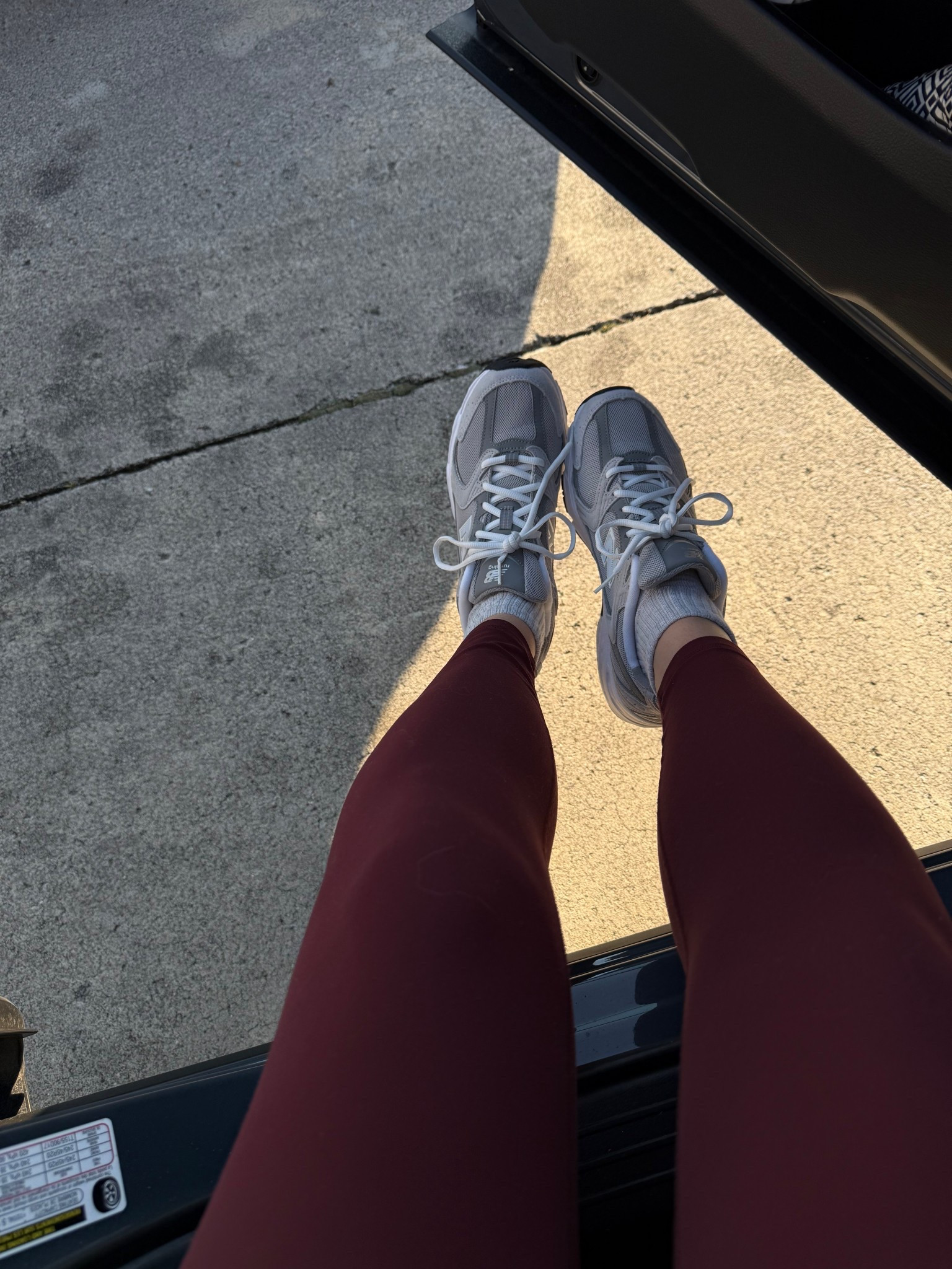 Comfy mom shoes 👟 mom outfits early fall outfit fall comfy outfit fall outfitts

#LTKShoeCrush #LTKMidsize #LTKSeasonal