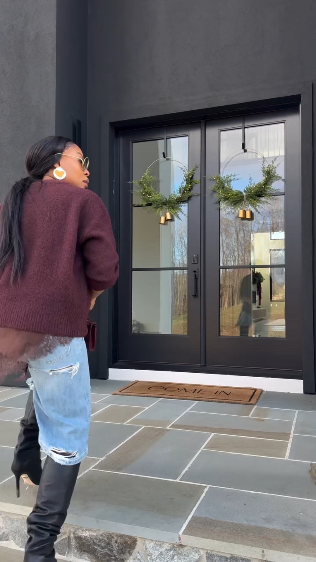 Outfit of the day: Denim jorts, lace top layered with chunky knits and knee high boots. Happy Friday! x

Jorts: @zara 
Knit: @shopbop 
Boots: @paristexas_it 
Bag: Bottega

All deets linked in bio 🔗