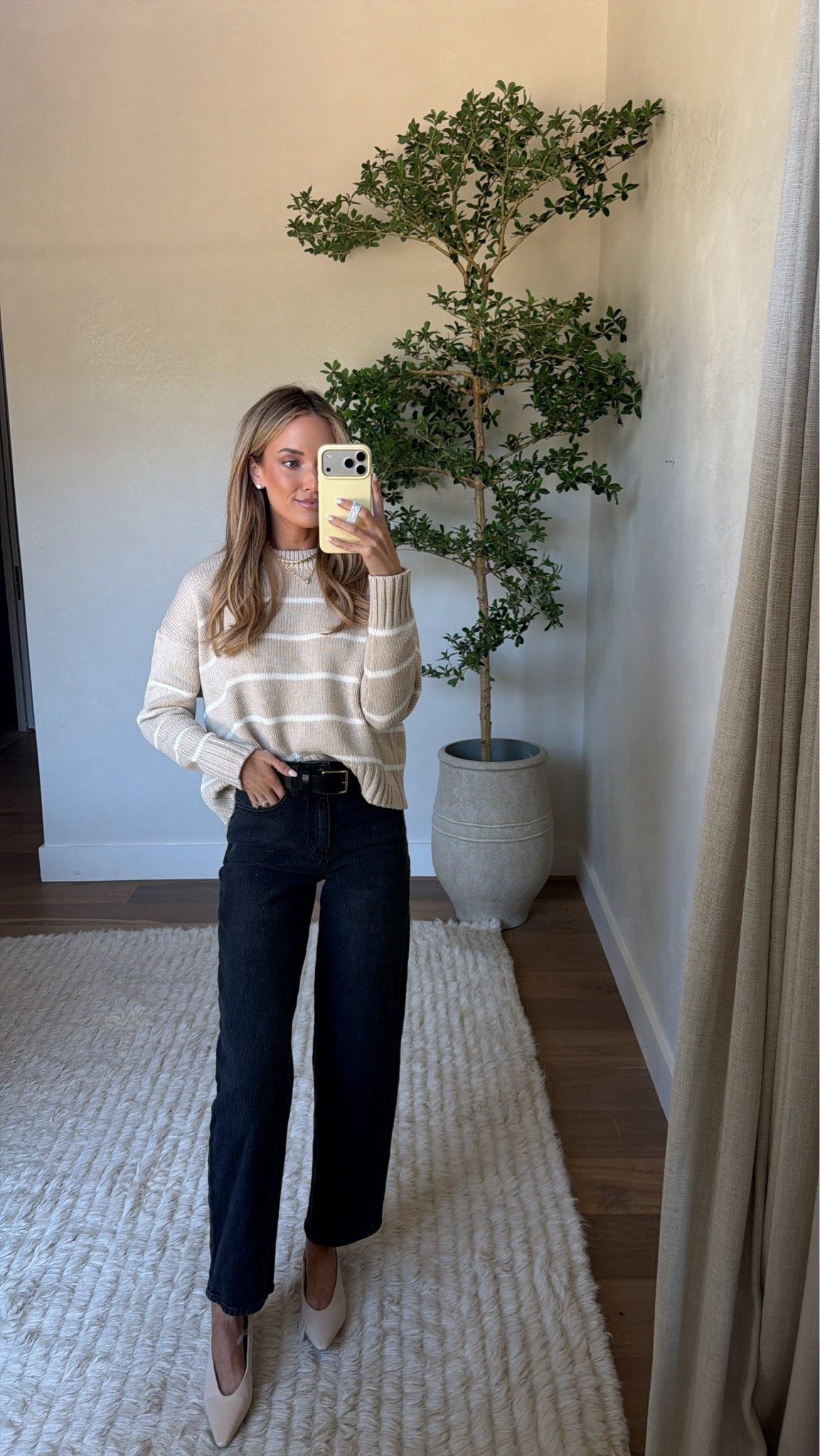 Wearing an xs in the sweater and my normal size in the jeans!

#LTKgrwm #LTKootd #LTKSeasonal
