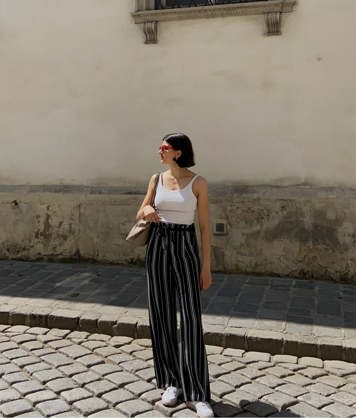 Outfit for a hot summer day


#LTKSeasonal #LTKfit #LTKFind