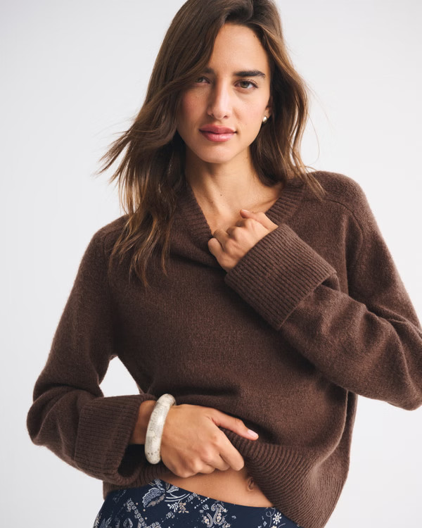 The A&F Madeline Crew Sweater | Abercrombie & Fitch (US)