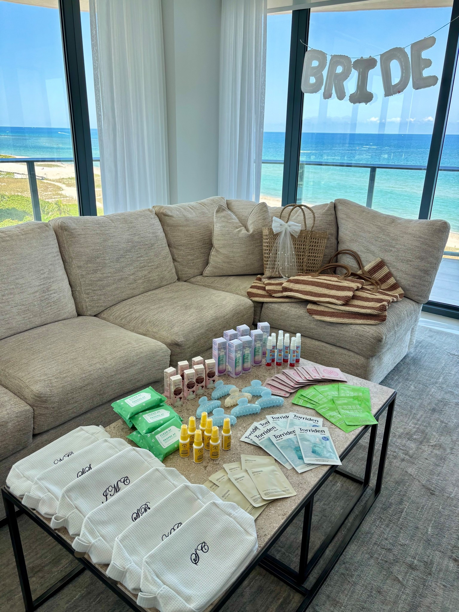 Bachelorette gift bags 💖 