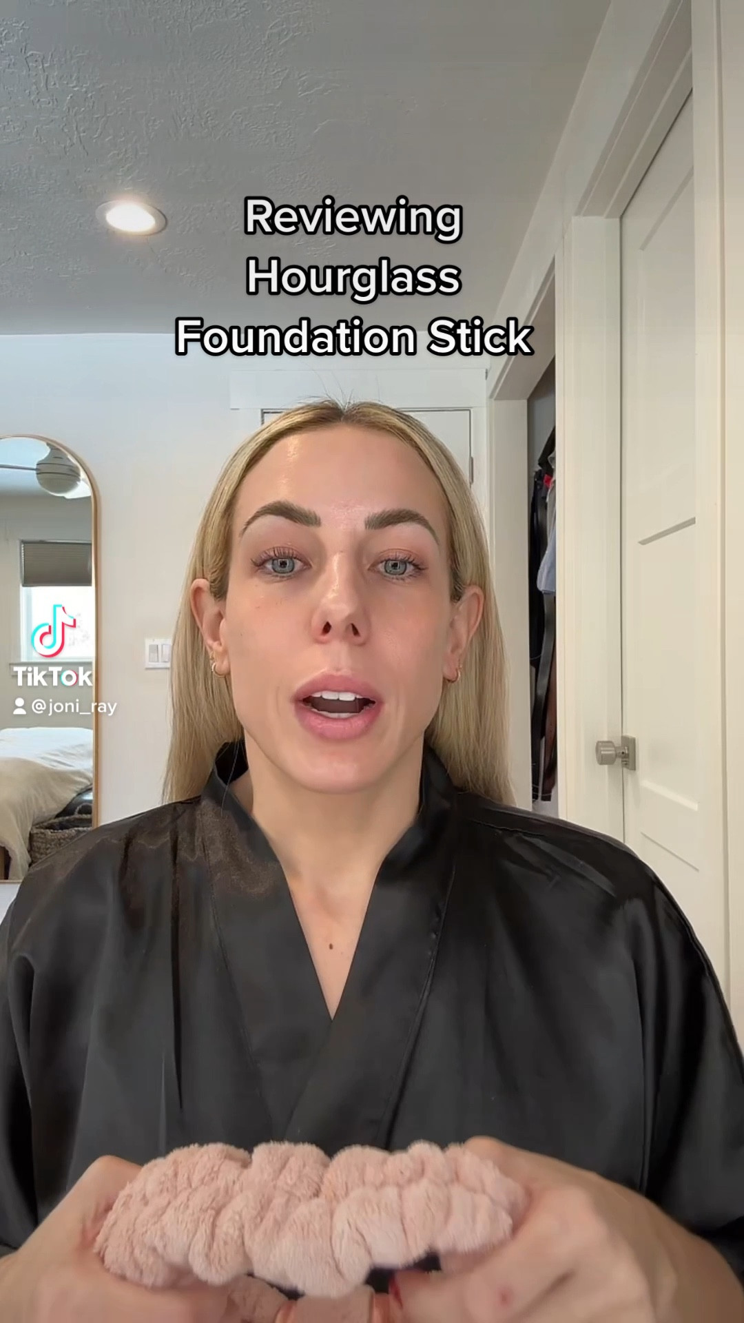 Reviewing the hourglass foundation stick and foundation brush 

#LTKbeauty