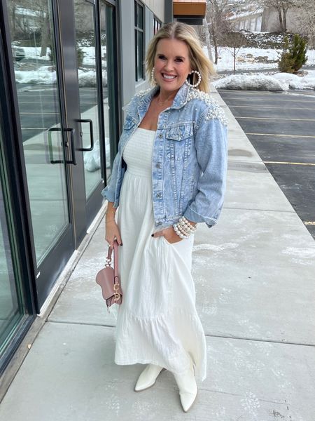 Soma dress with built in bra and pockets
Perfect for Spring and Summer🌿🤍

Dress it up or down, comes in white or black
TTS 

Love for Mother’s Day, vacation brunch etc.

Pearl denim jacket Amazon tts

White Cowboy boots tts

Pearl bracelets, hoop earrings

Dior bag

#affordablefashion # spring dress #dresses

#affordablefashion


#LTKstyletip #LTKunder100 #LTKSeasonal