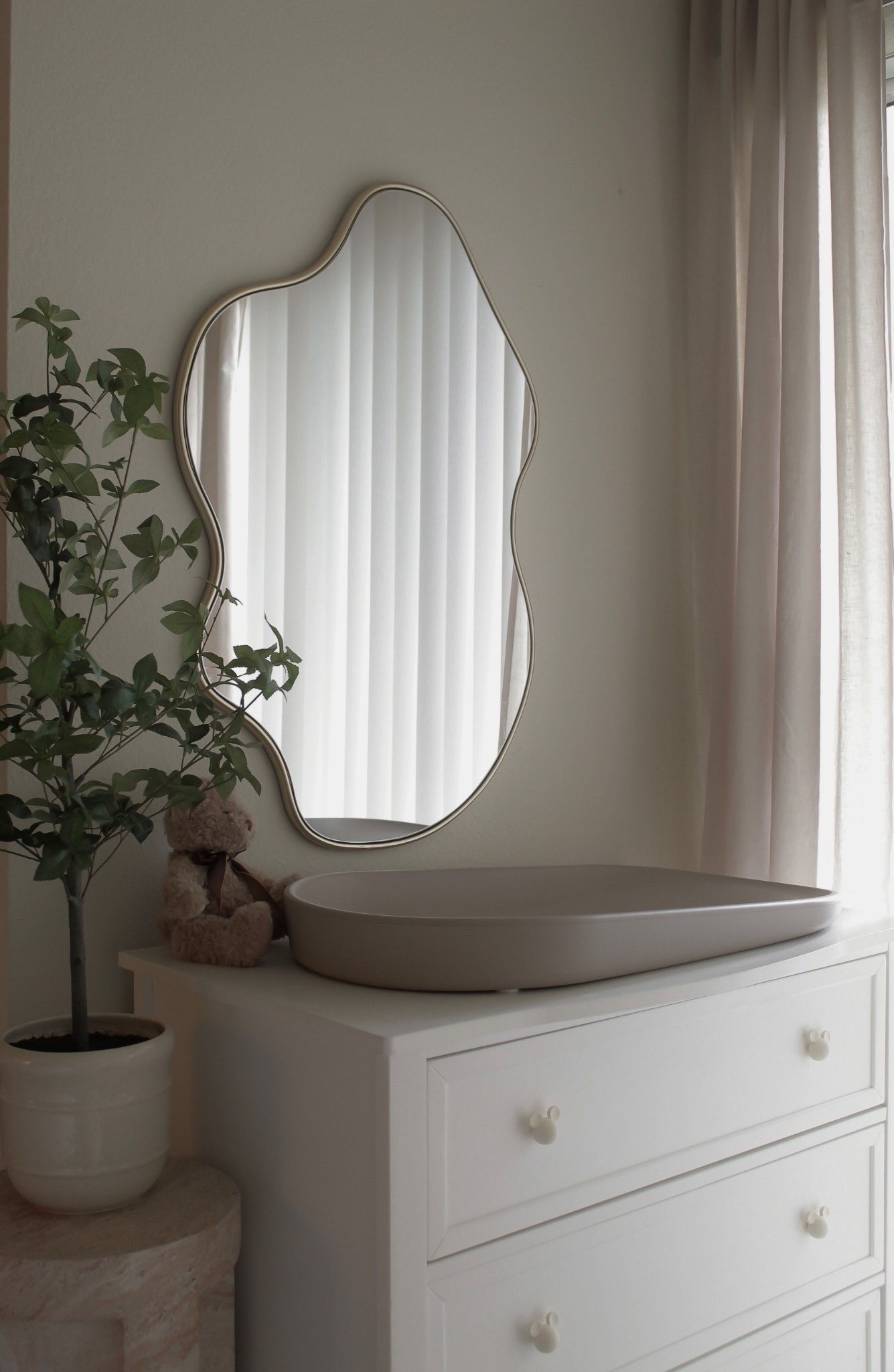 Love this changing pad. Water resistant and easy to clean ✨

#LTKKids #LTKBaby #LTKHome