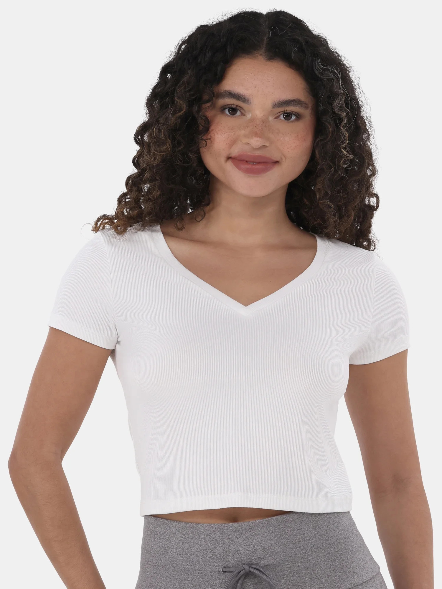 No Boundaries V-Neck Crop Rib Tee, Women's | Walmart (US)