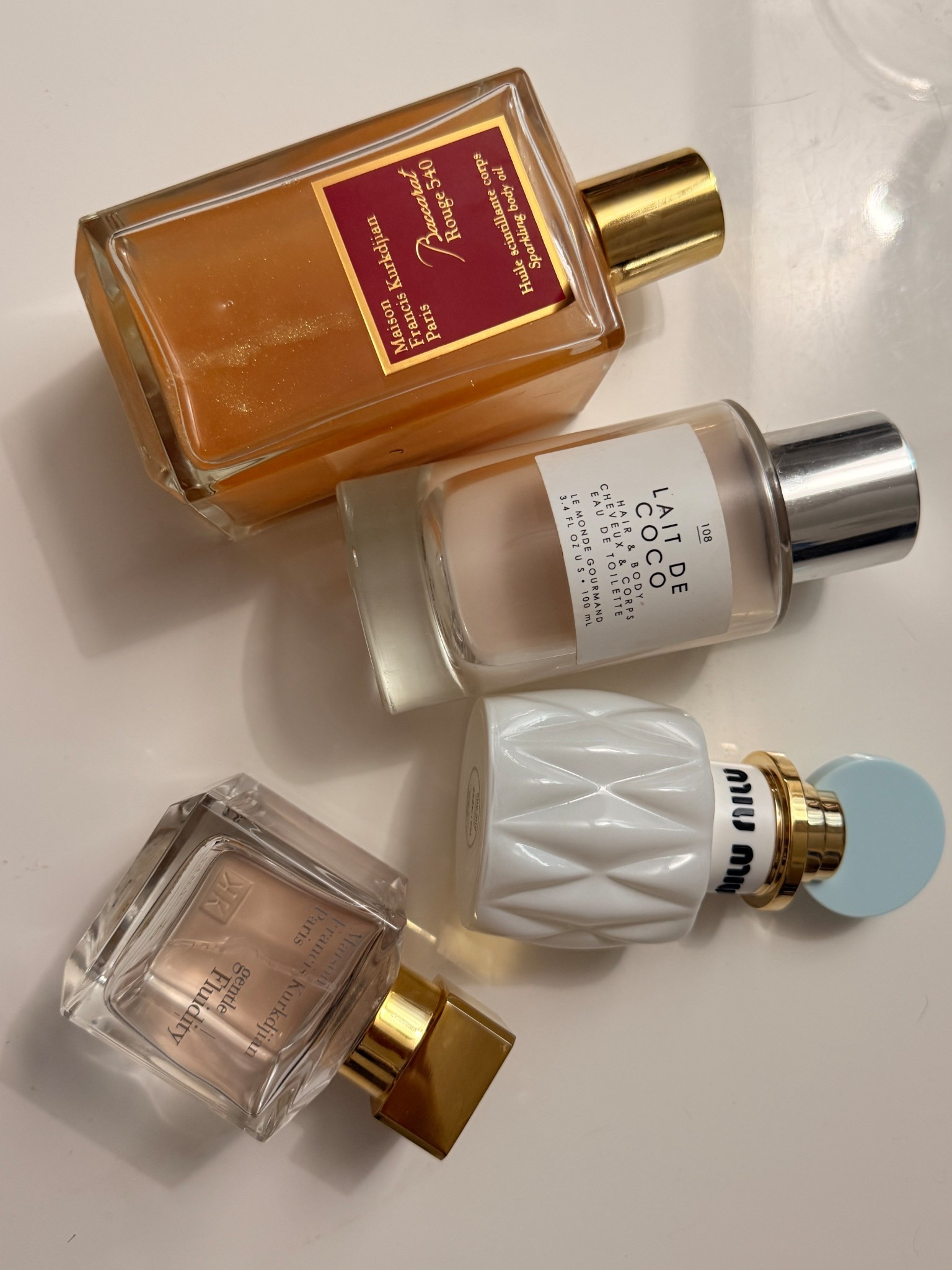 My current perfume layer combo!!

Body oil, hair perfume and then I layer these two perfumes for the most delicious combo!