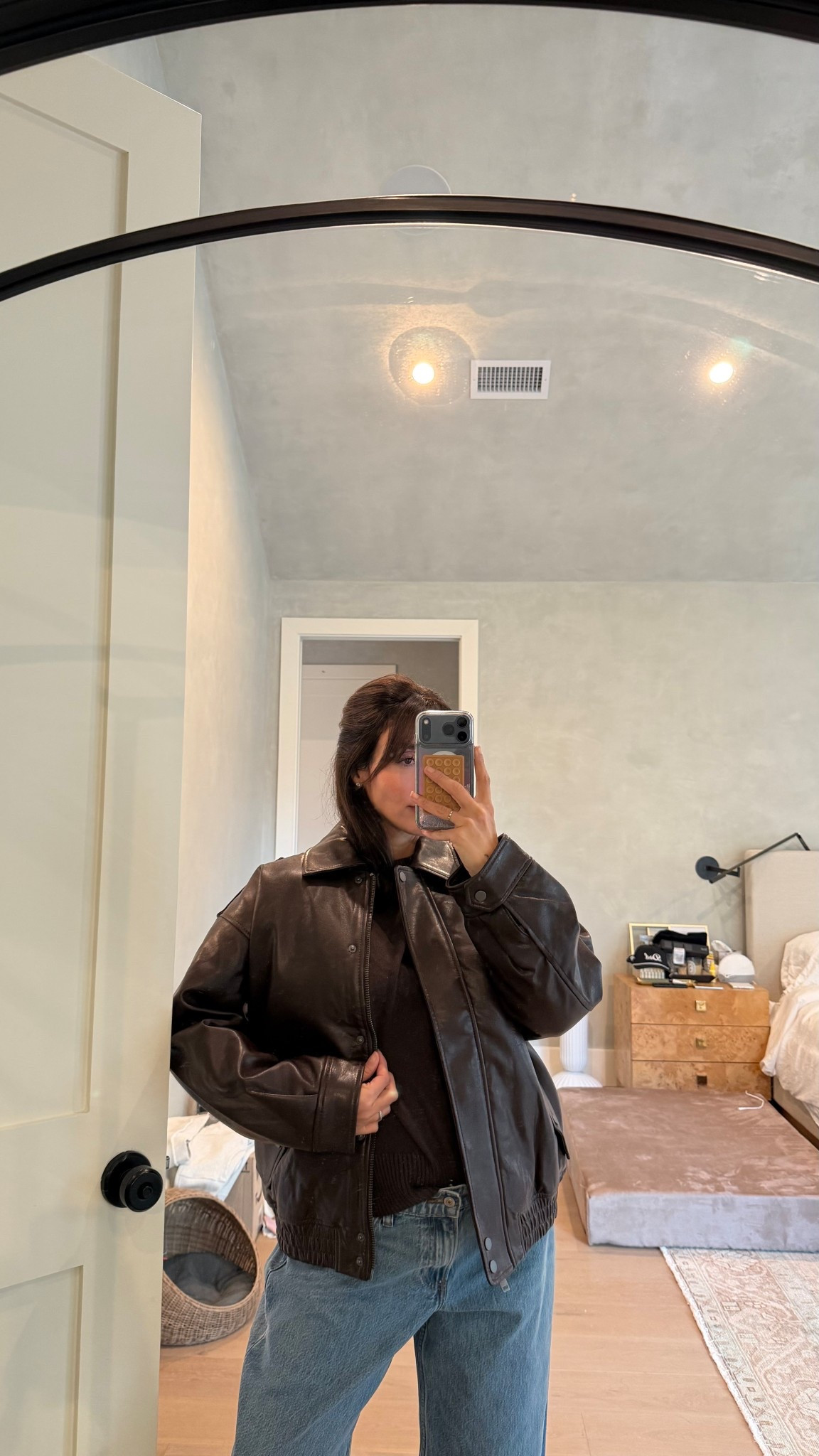 #AbercrombiePartner  25–50% Off Everything  Stackable code CYBERAF for 15% off @Abercrombie


*Use code CYBERAF to get an additional 15% off everything in stores and online at checkout from 11/24/2025-12/1/2025 in US/CA. Excludes clearance and gift cards. See details online. Offer valid in stores and online from 11/24/2025-12/1/2025 in US/CA. Excludes clearance and gift cards. Online price reflects discount. 
