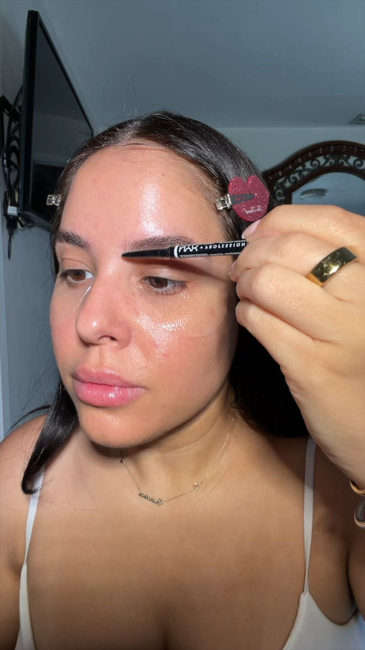 quick and easy makeup look while we chat about baby number two! 

 #LTKgrwm #LTKmomlife #LTKBeauty