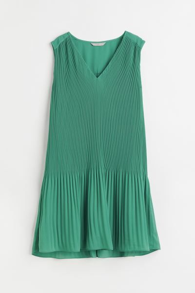 New ArrivalShort, sleeveless dress in pleated woven fabric with a deep V-neck and a softly drapin... | H&M (UK, MY, IN, SG, PH, TW, HK)