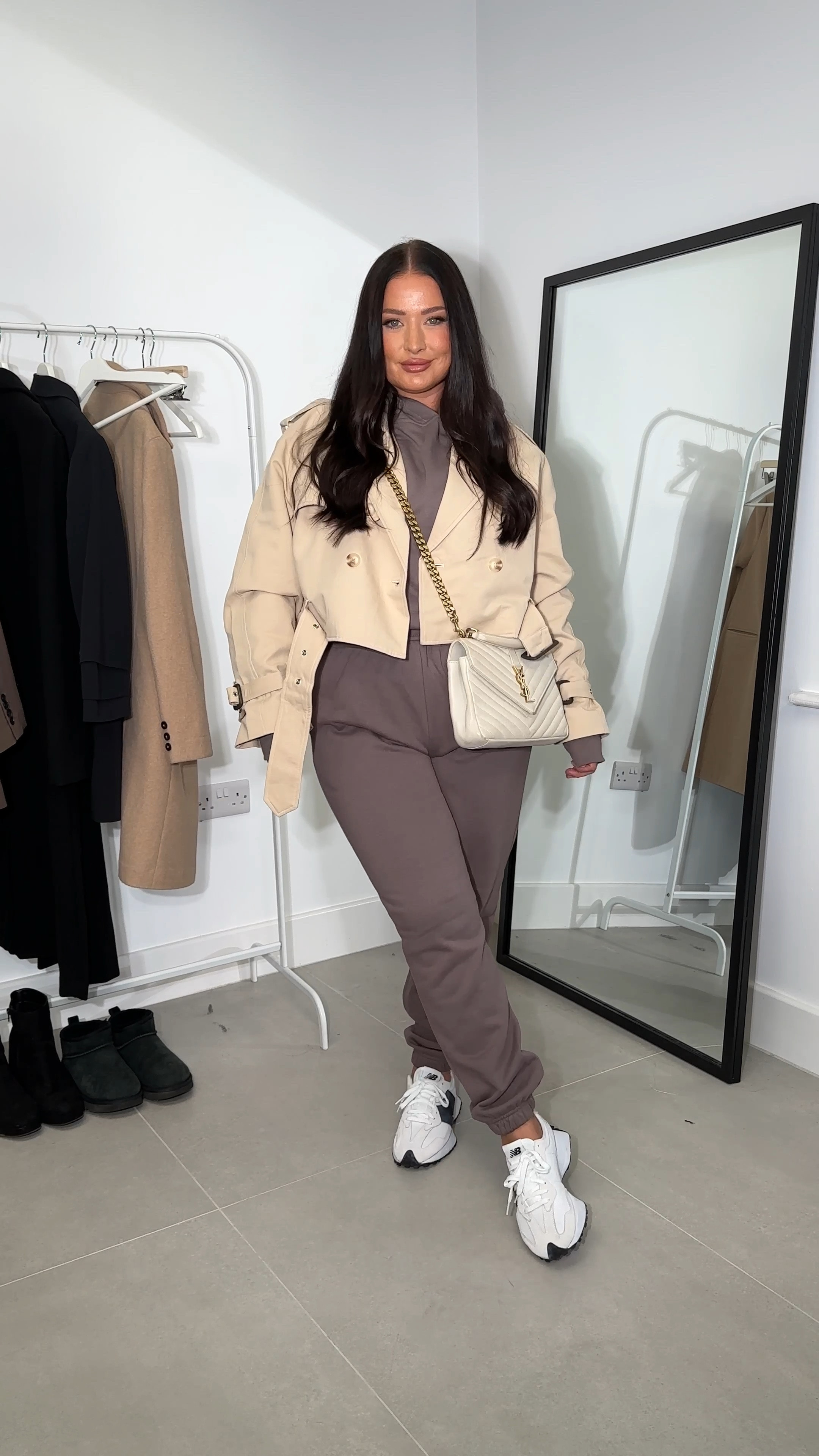 Comfy hoodie outfit 
Cropped trench coat 

#LTKeurope #LTKstyletip #LTKSeasonal