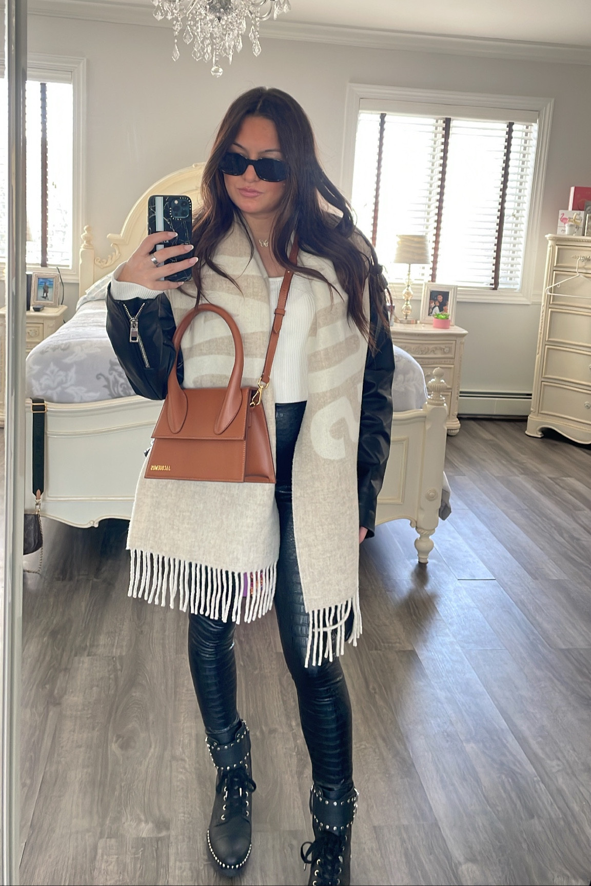 The perfect winter fit 

#LTKSeasonal #LTKFind