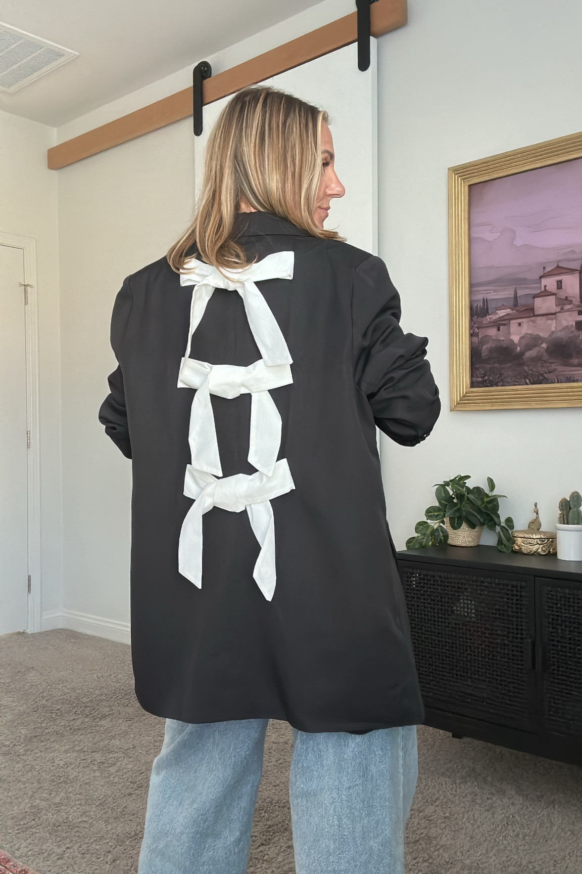 Amazon blazer with bows
Wearing size small


#LTKSaleAlert #LTKFindsUnder50 #LTKWorkwear