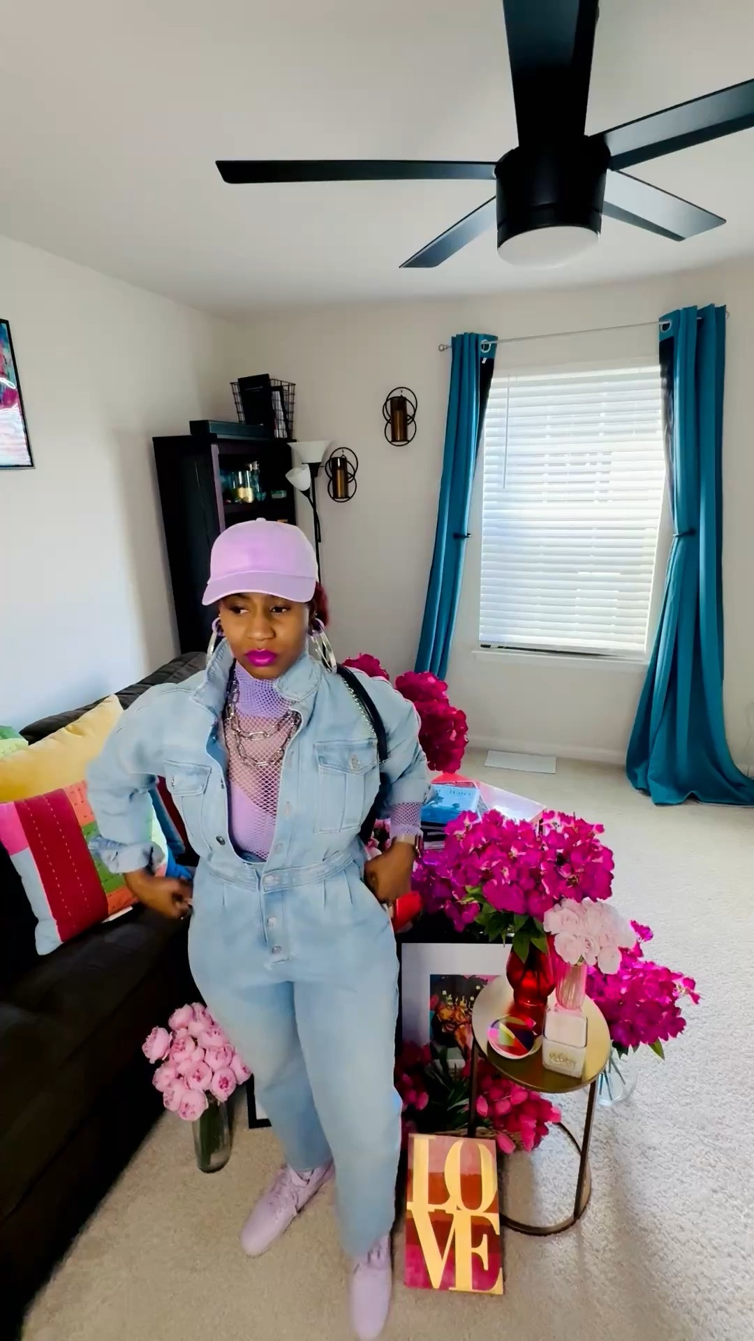 💕Effortless… but intentional 💛

That’s the goal this season.
Pieces that move with you, colors that lift your mood, and a bag that ties it all together.

This Michael Kors bag? A staple.

#LTKSpring #MinimalStyle #ChicEveryday #BagOfTheDay #SpringEnergy


#LTKPetite #LTKvlog #LTKootd