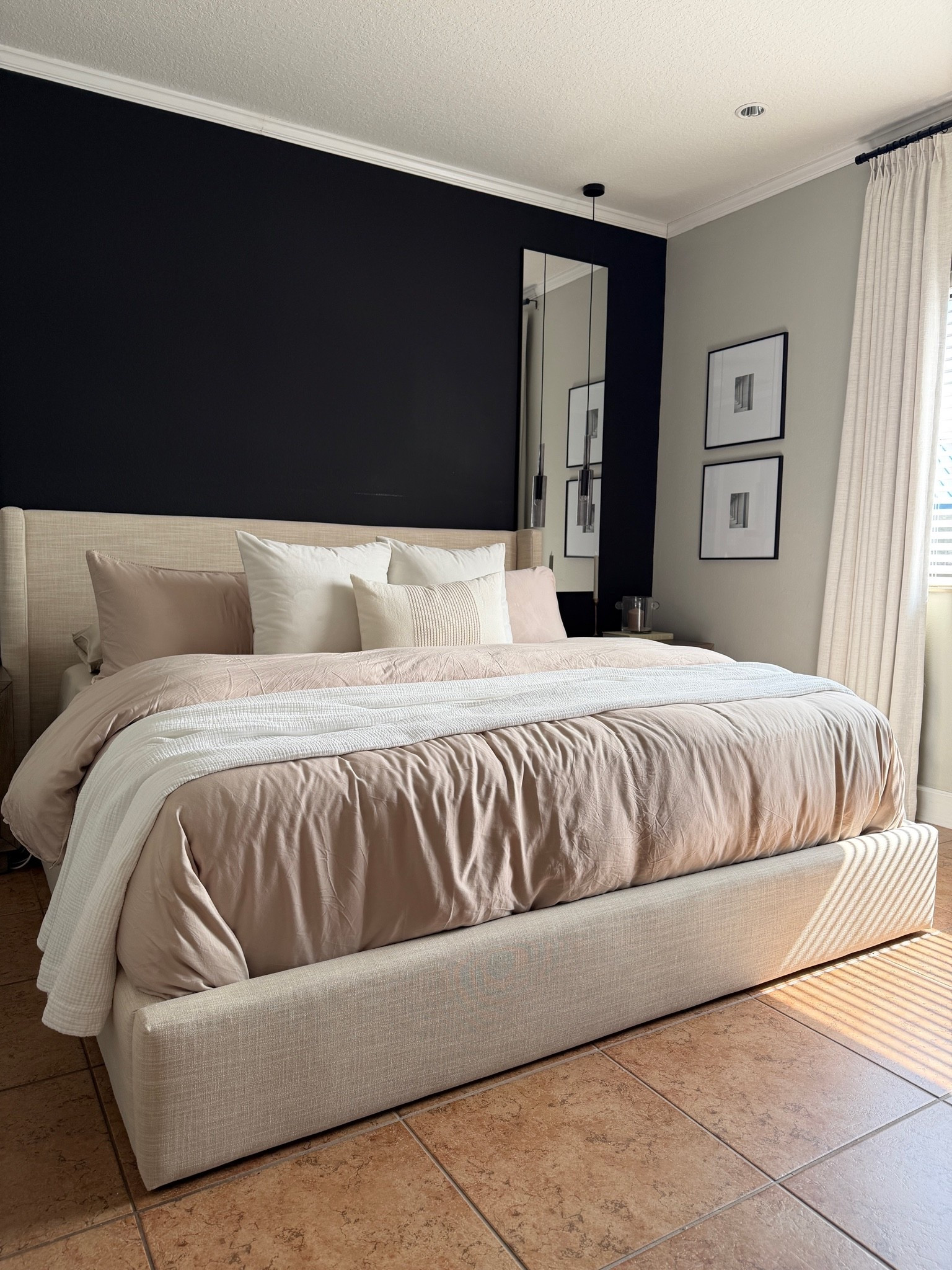 Modern solid bed

#LTKSaleAlert #LTKHome #LTKSeasonal