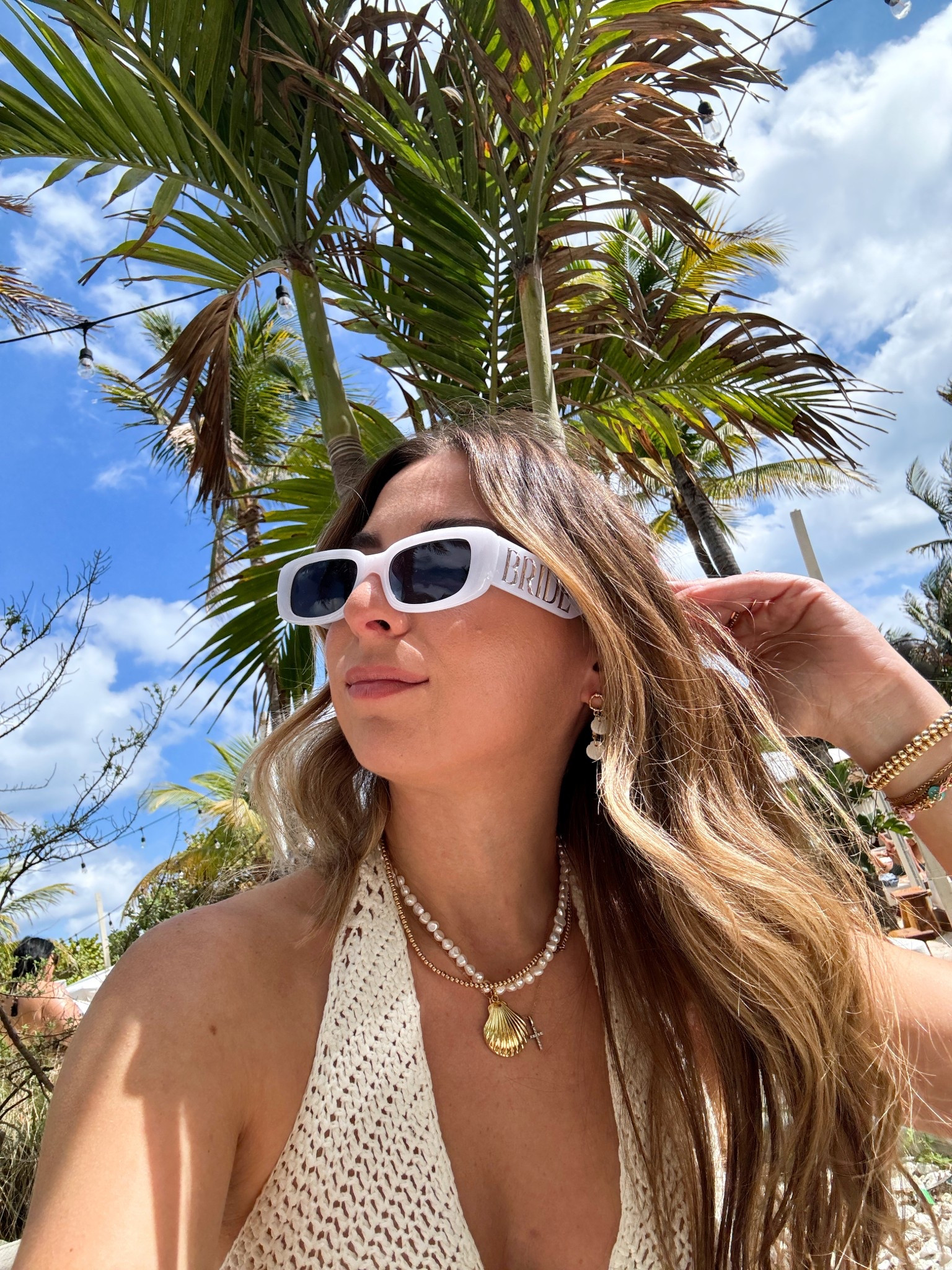 The cutest BRIDE sunglasses!!! 🤍👰🏼‍♀️ 