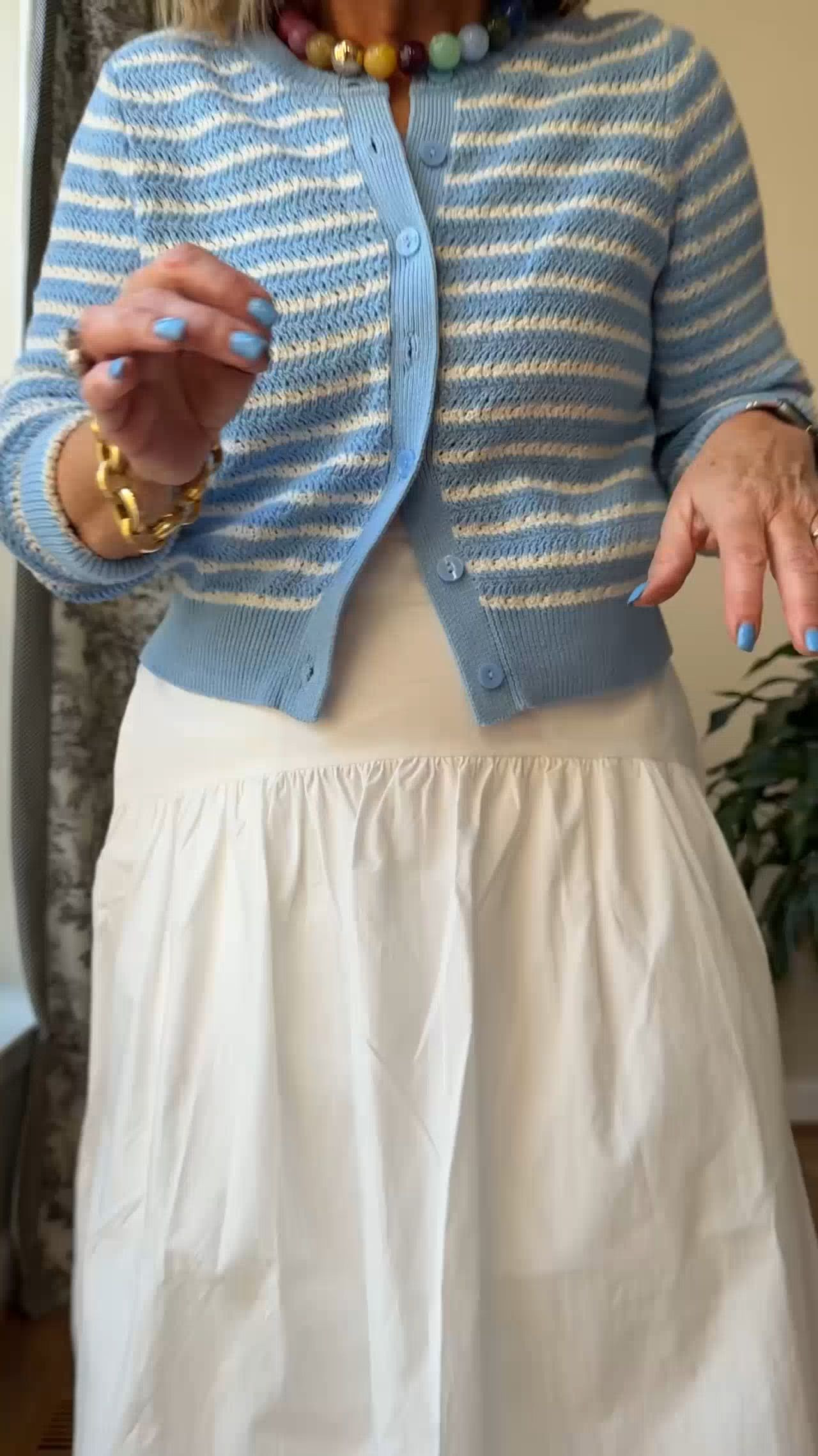  Target skirt size medium 
Striped sweater medium 
I have three other skirts to Link as well different price points subtle different silhouettes. The midi white skirt is big for this spring and summer and it’s a must have. ￼

 

#LTKOver40 #LTKTravel #LTKPetite