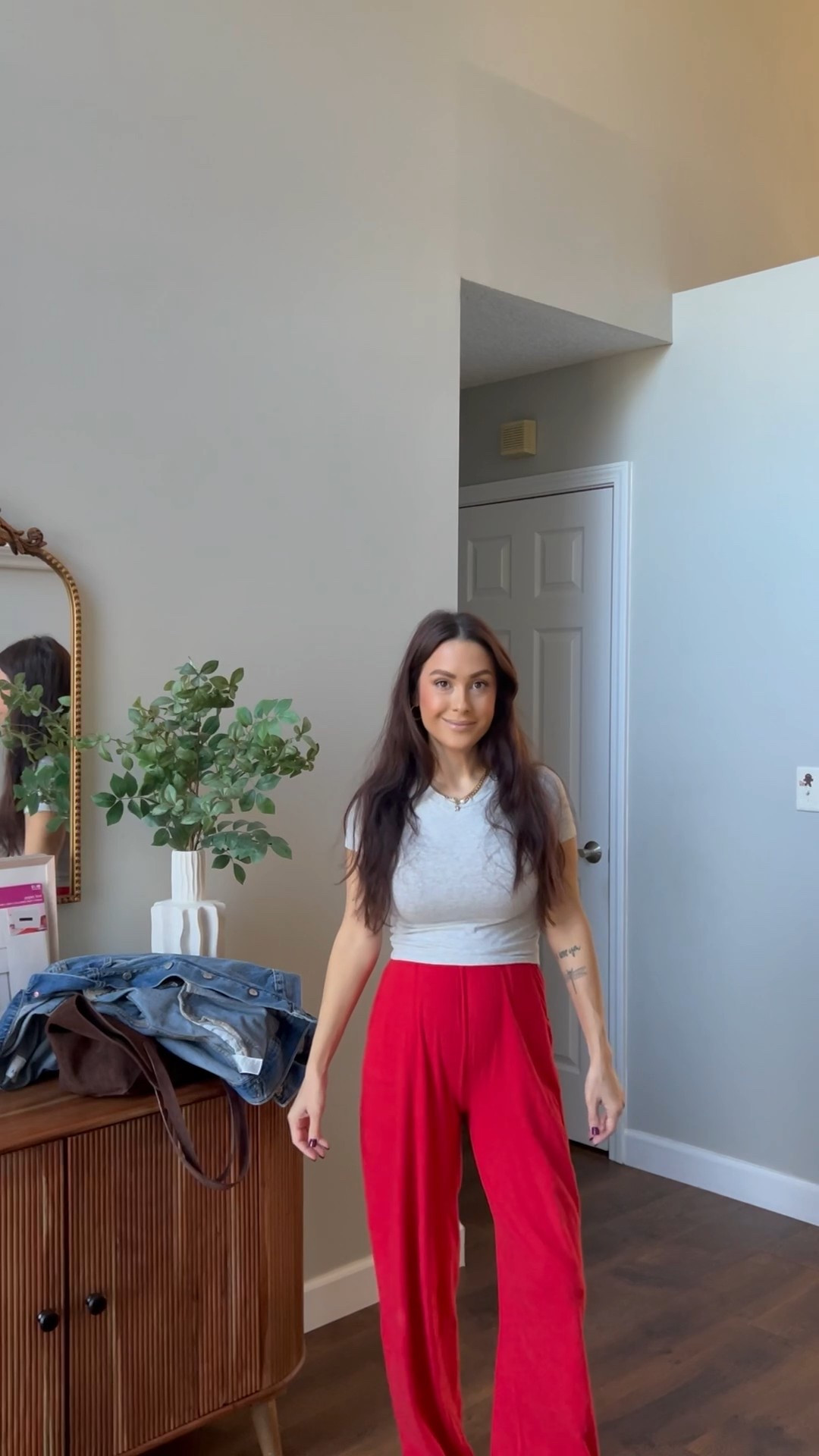 Easy and casual cute outfit! Obsessed with these pants I’m wearing an xxs short!

#LTKootd #LTKgrwm #LTKmomlife