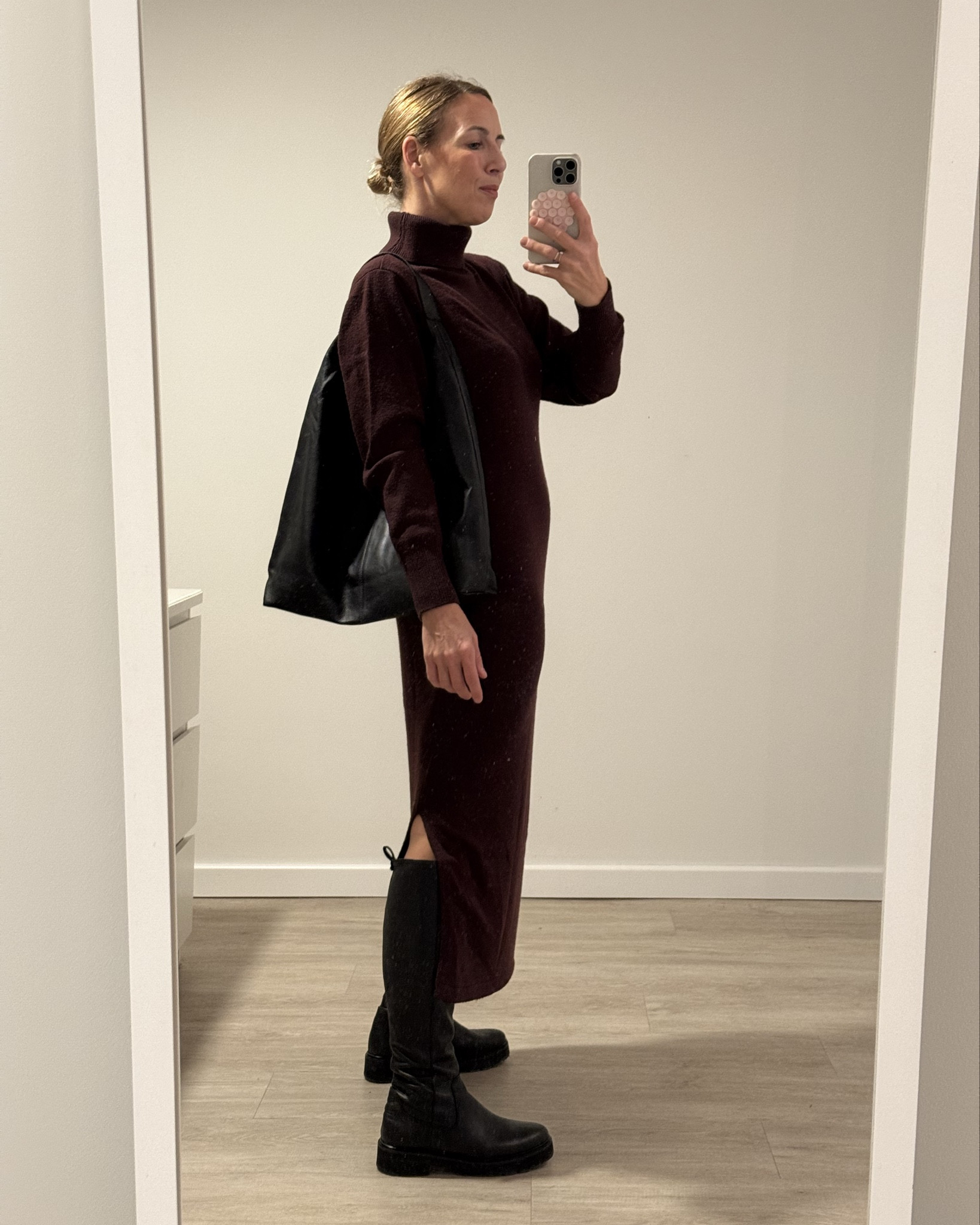 Merinowolle Strickkleid & Daunenmantel
Code: SETTE15


#LTKshoes #LTKstyletip #LTKwinter