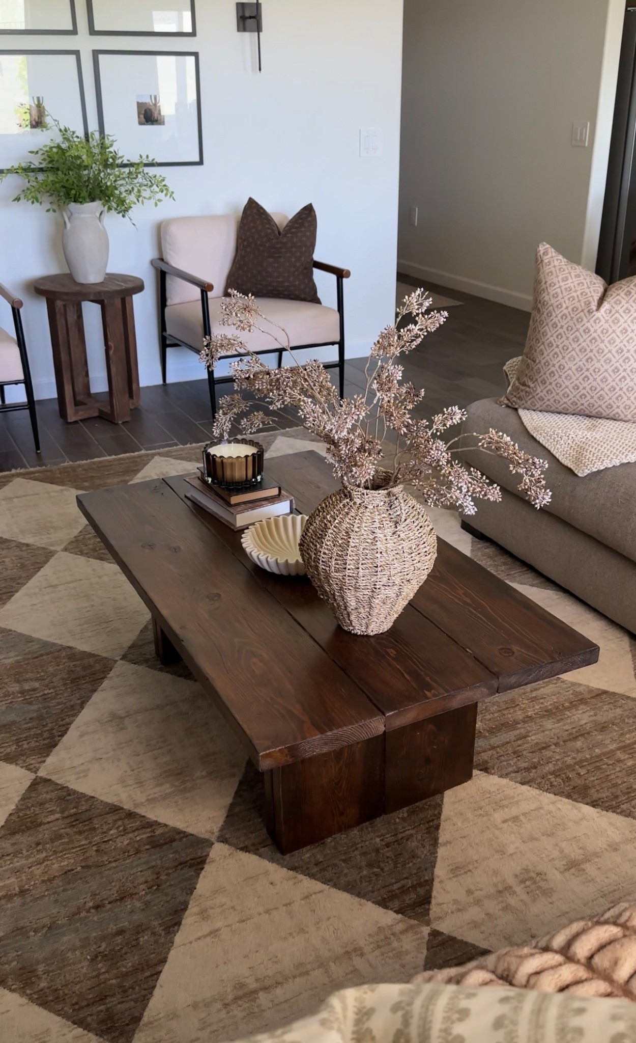 Lots of questions on my living room rug! I’ve had this one for 2 1/2 years and I’m still OBSESSED with it! Also linked matching kitchen runner 🤎

Neutral home, rugs, living room, living room decor, neutral home decor

#LTKHome