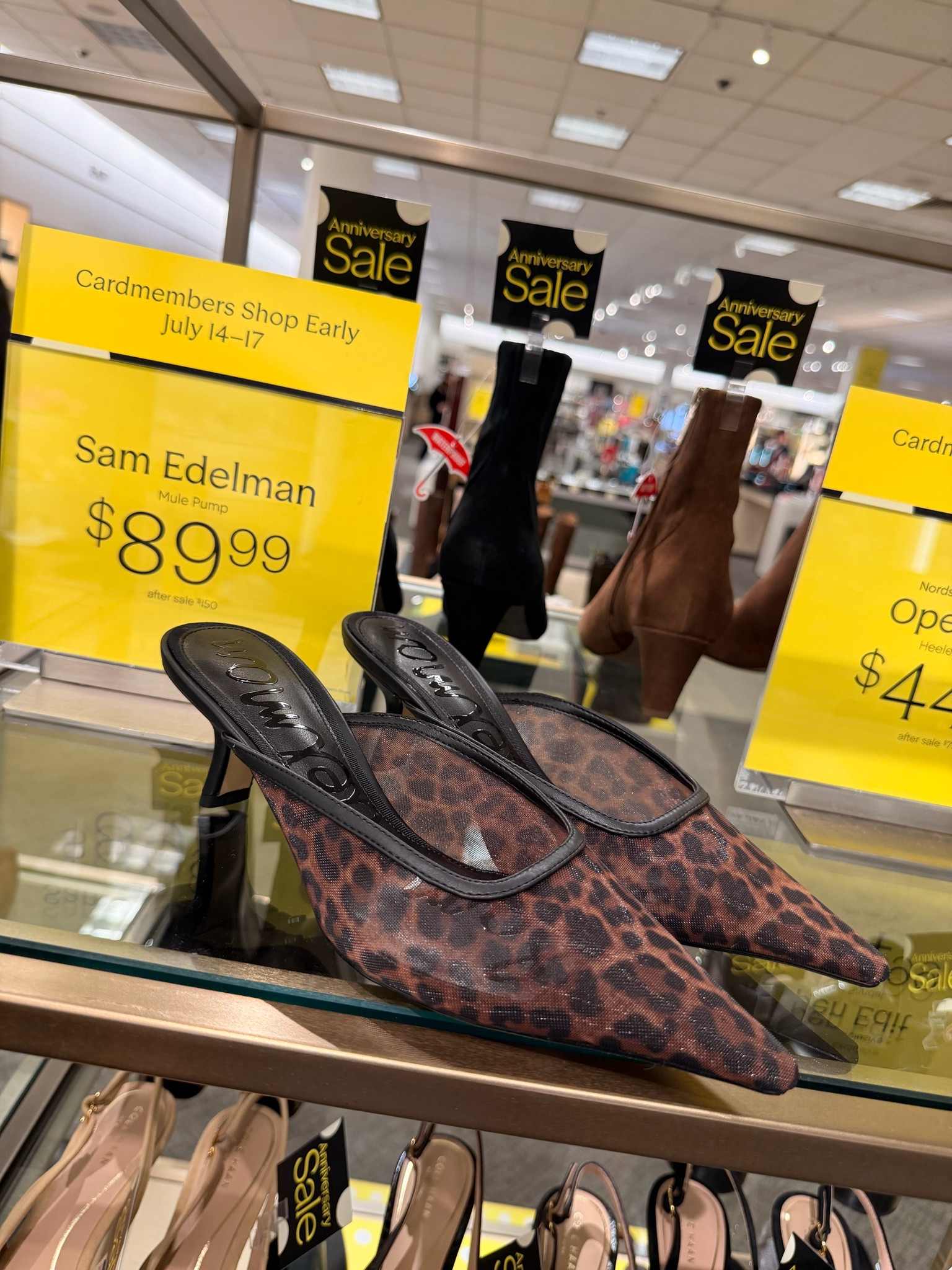 Cutest shoe from Nsale for fall

#LTKootd #LTKOver40 #LTKSaleAlert