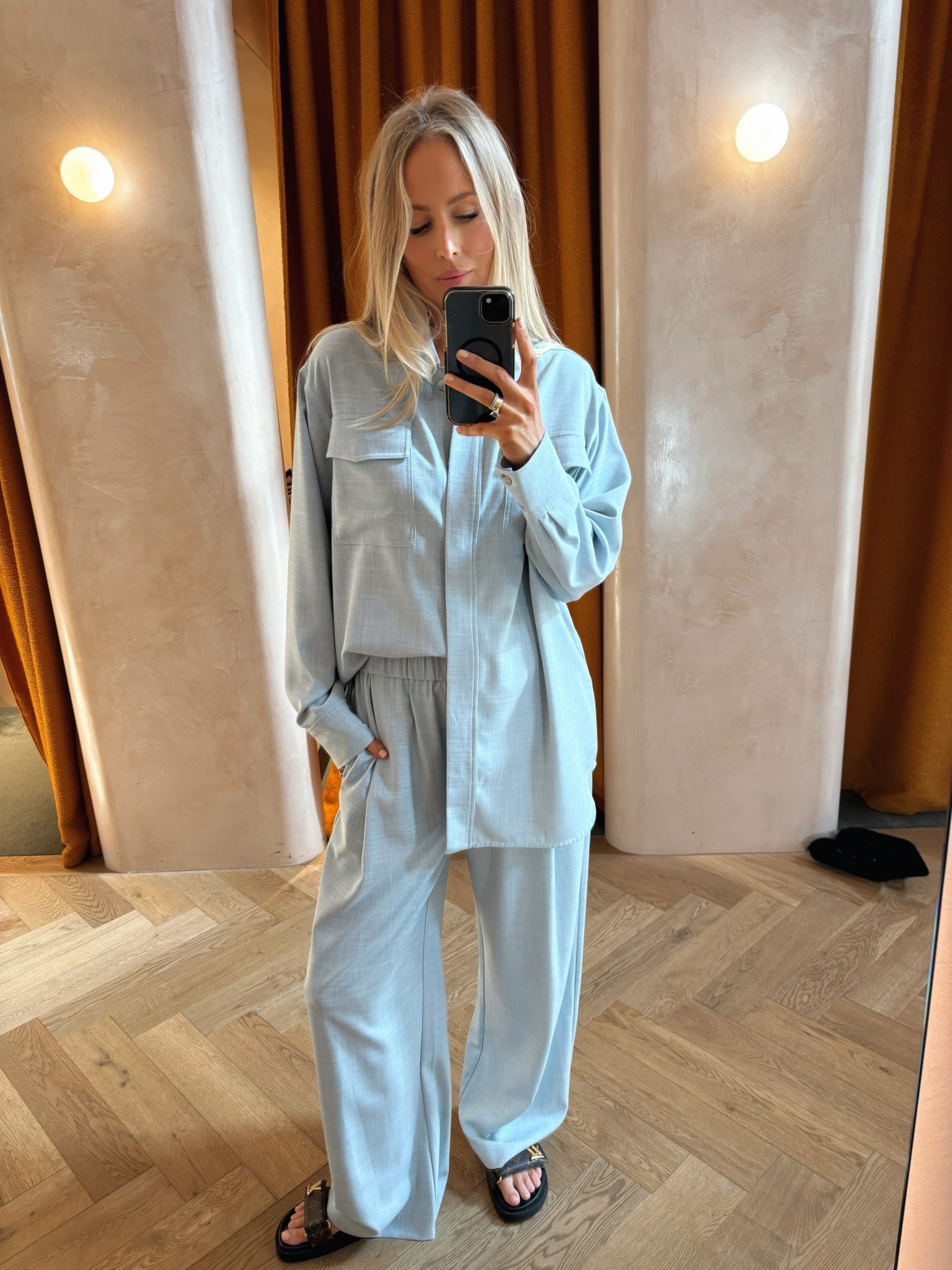 Obsessed. This outfit just claimed the top spot on my wishlist! 

#LTKaustralia #LTKwinter #LTKstyletip