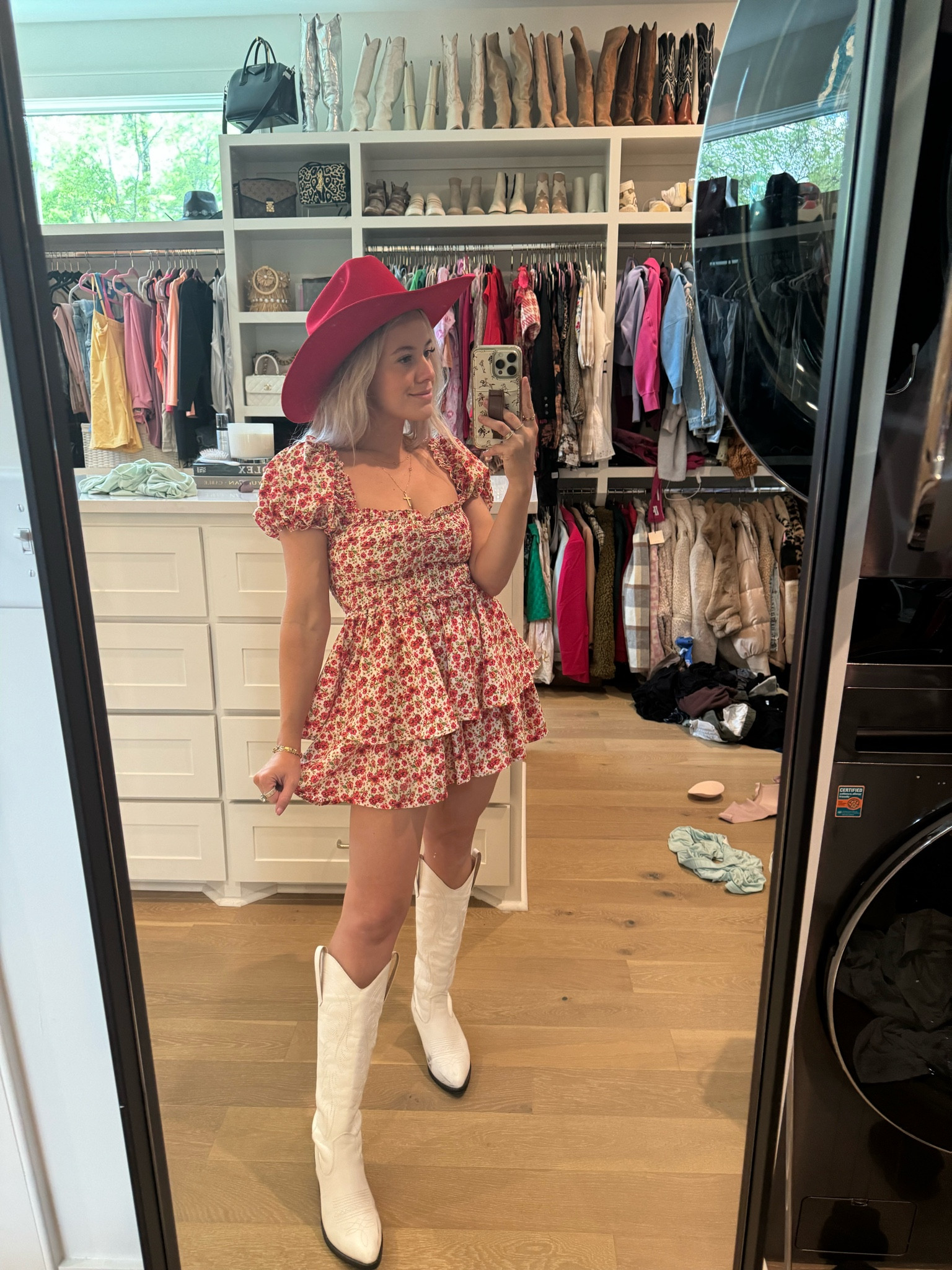 4th fit!

#LTKSeasonal #LTKStyleTip #LTKParties