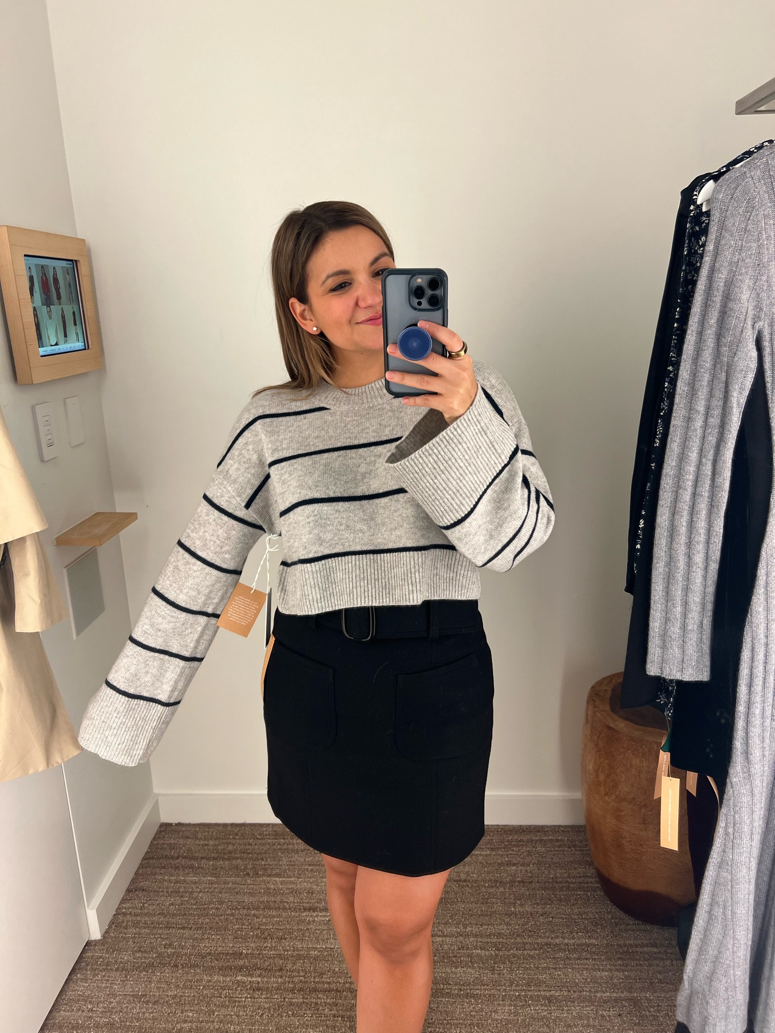25% off this cropped cashmere sweater! I tried on a medium in store but I would size down because the sleeves are long! 
Reformation sale 

#LTKsalealert #LTKCyberWeek #LTKGiftGuide