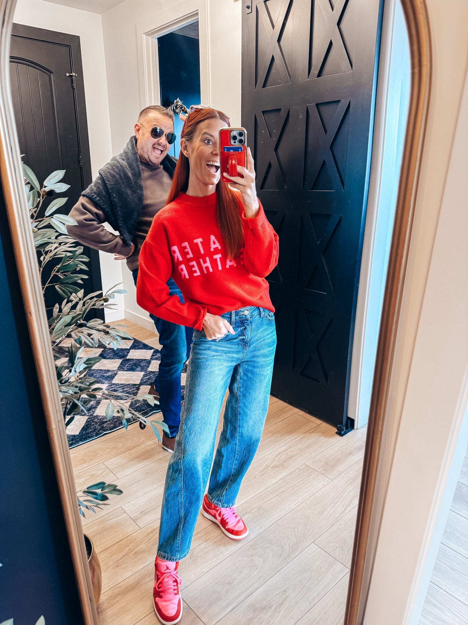 L❤️O🩷V💜E these barrell jeans!!  They actually have the smallest barre flare to them which is why I love most! Only $26 wearing size 0

#LTKOver40 #LTKootd #LTKSaleAlert