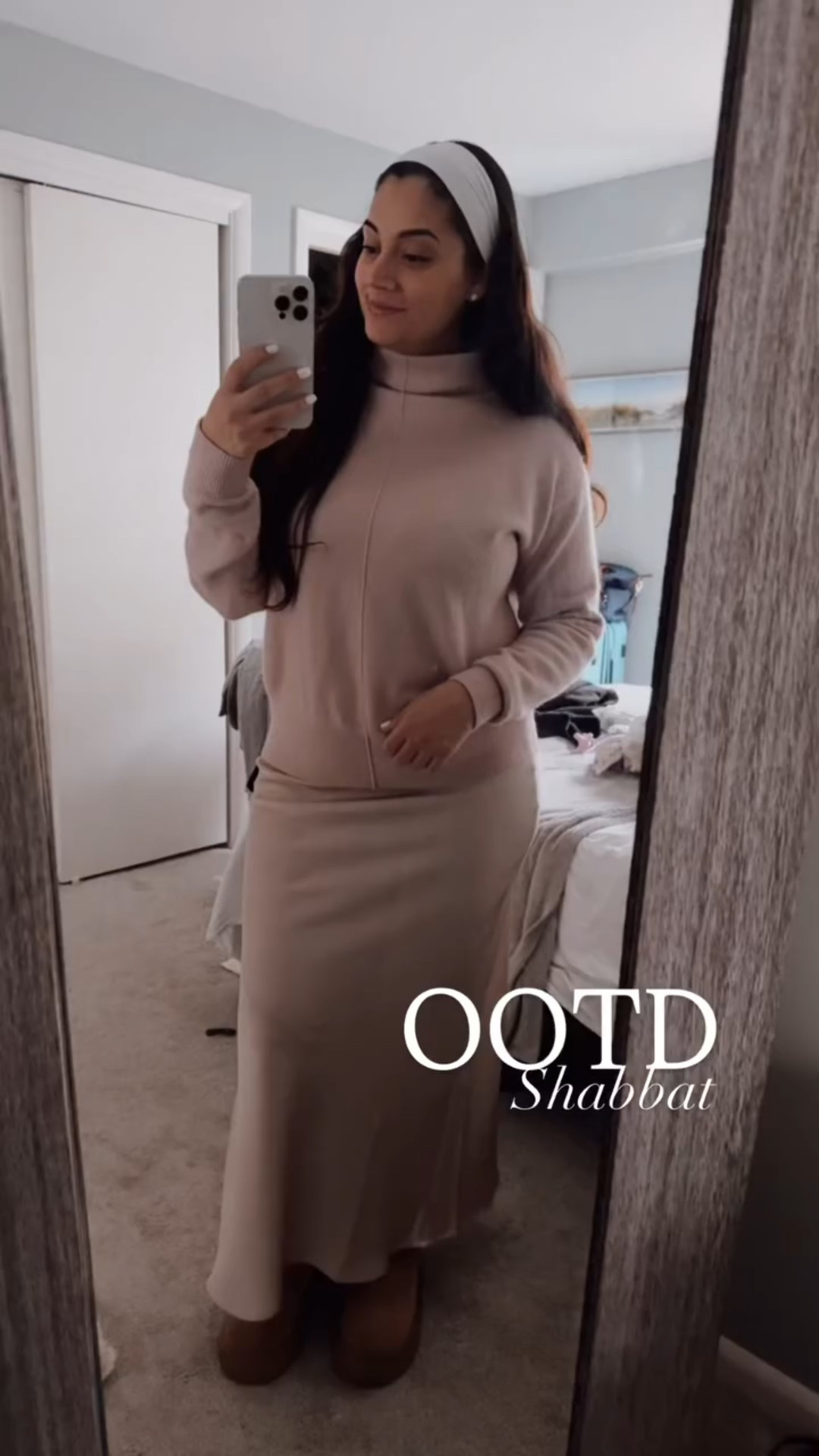 One of my favorite nude colors Shabbat outfit of the day I put together ! Grab these must have items 

#LTKStyleTip #LTKBeauty