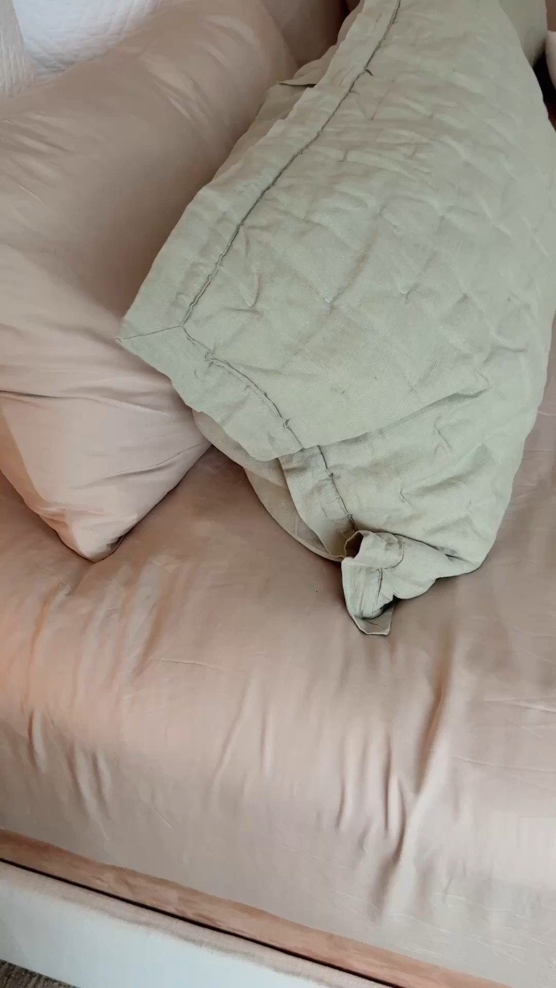 Loving my new bedding from @onequince  
I got the Bamboo Sheet Set in Sand and the European Linen Dream Quilt Set in Willowleaf

#LTKHome #LTKSeasonal