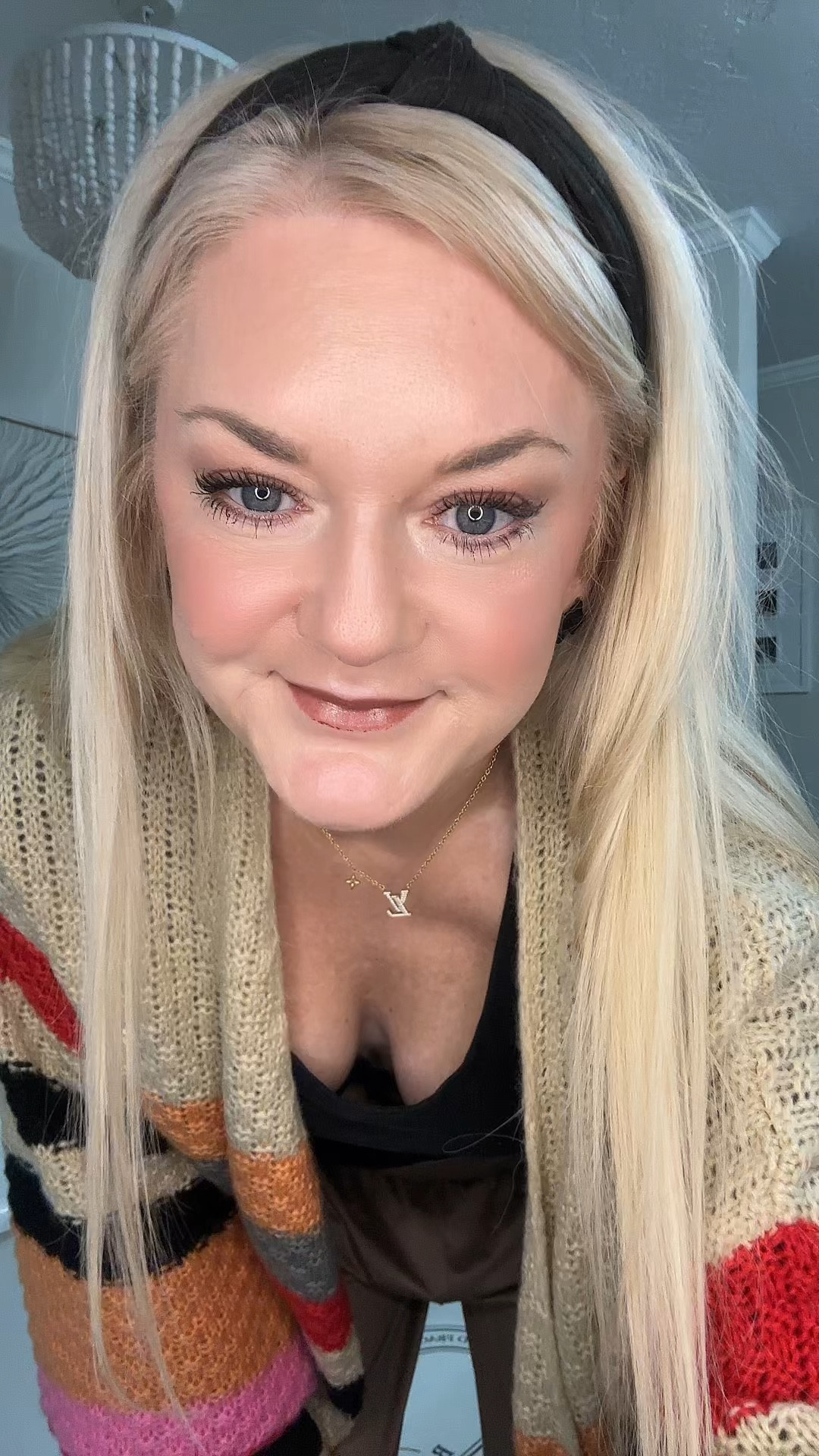 Love this outfit, but these pants are in my top 10 purchases!! The MOST comfy, & could be dressed up or down! 

#LTKfindsunder50 #LTKworkwear #LTKover40