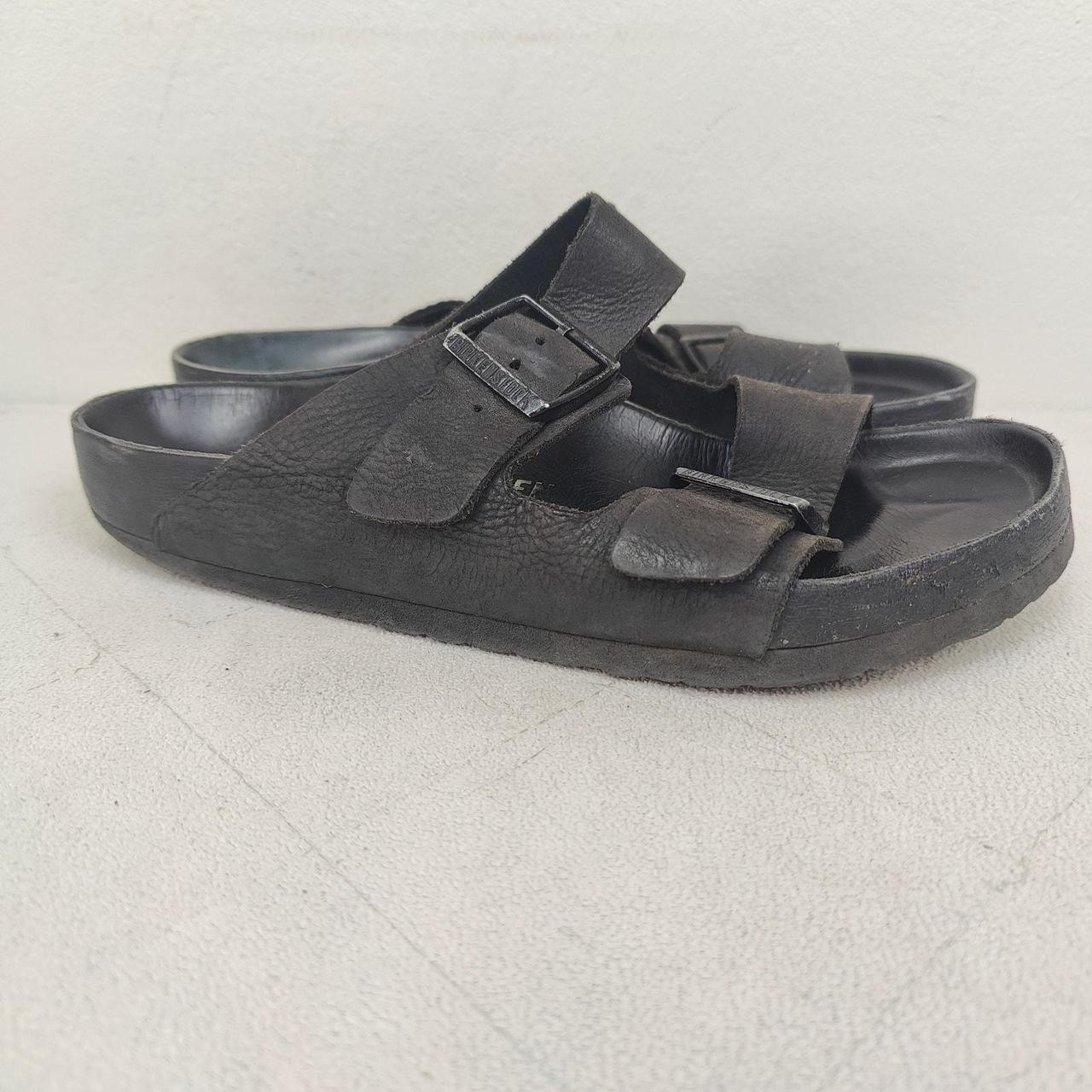 Birkenstock Women's Sandals - Black - US 10 | Depop US