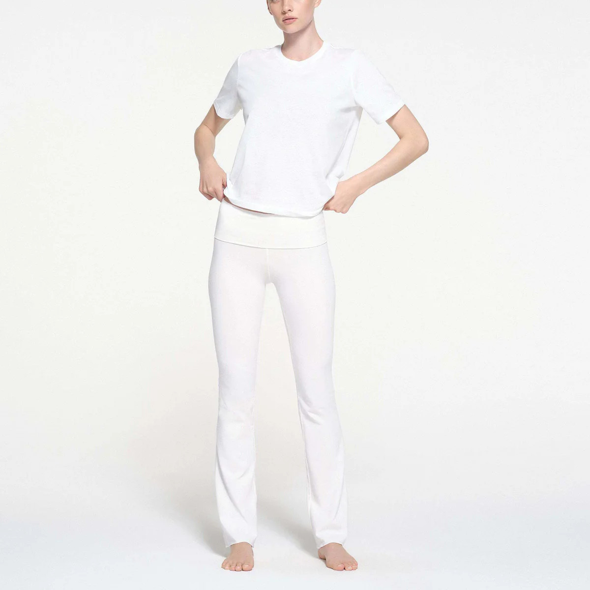 T-SHIRT | SKIMS (US)