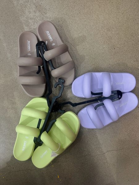 I love the style and color of these flat sandals, and they come in different colors too!
Sandals 
Vacation Outfit
Summer Outfit
Spring shoes
Spring Sale
Old navy

#LTKsalealert #LTKfindsunder50 #LTKSpringSale