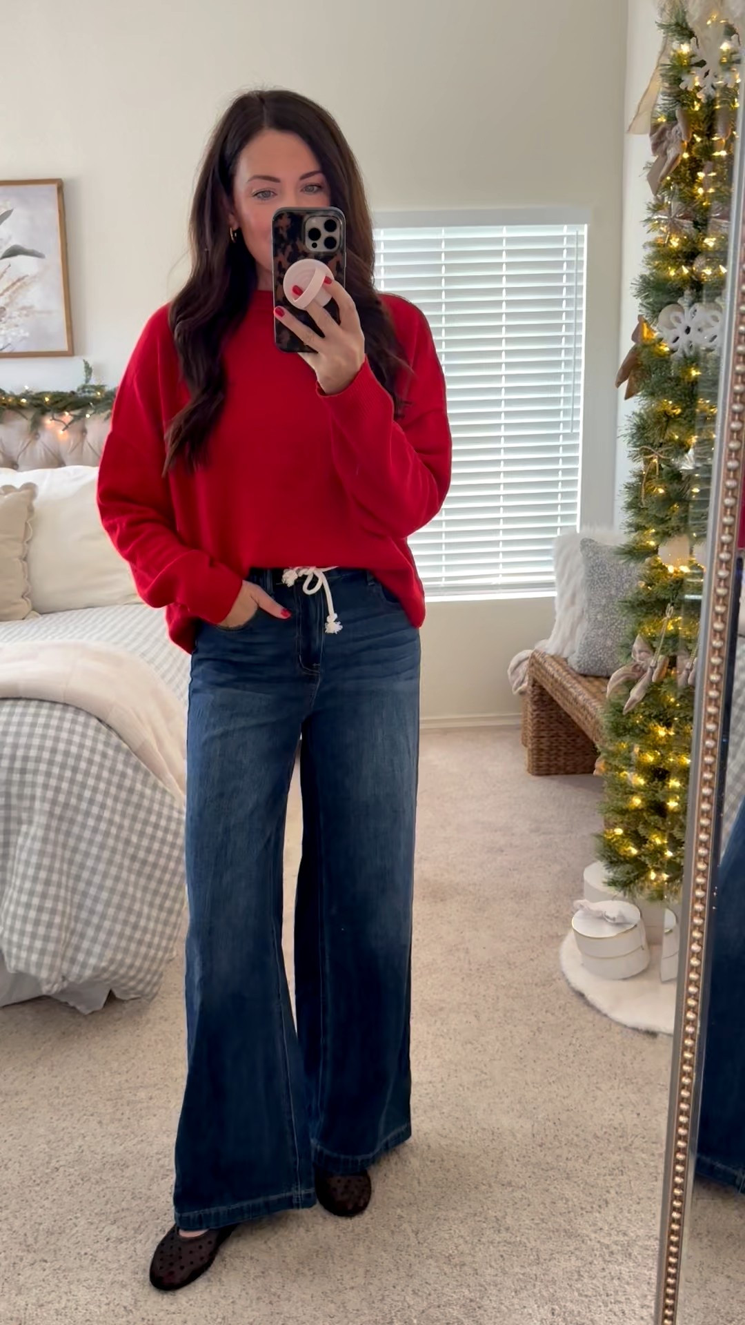 @kohls Black Friday sale! #AD #kohlspartner #kohlsfinds
Sweater-medium
Jeans-small
Free shipping when you spend $25+ 

#LTKCyberWeek #LTKSaleAlert #LTKHoliday