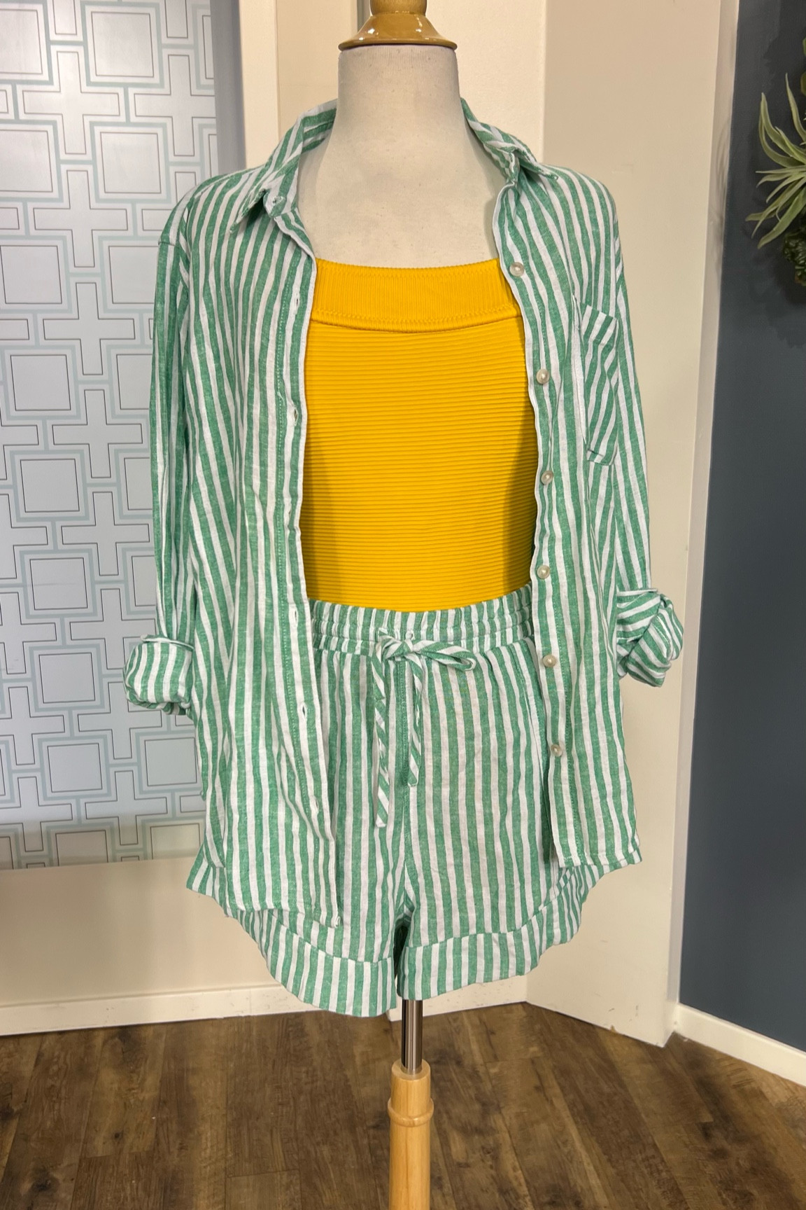 Swimwear Trends: Matching two-piece outfits & Textured Swimsuits 

#LTKtravel #LTKswim #LTKstyletip