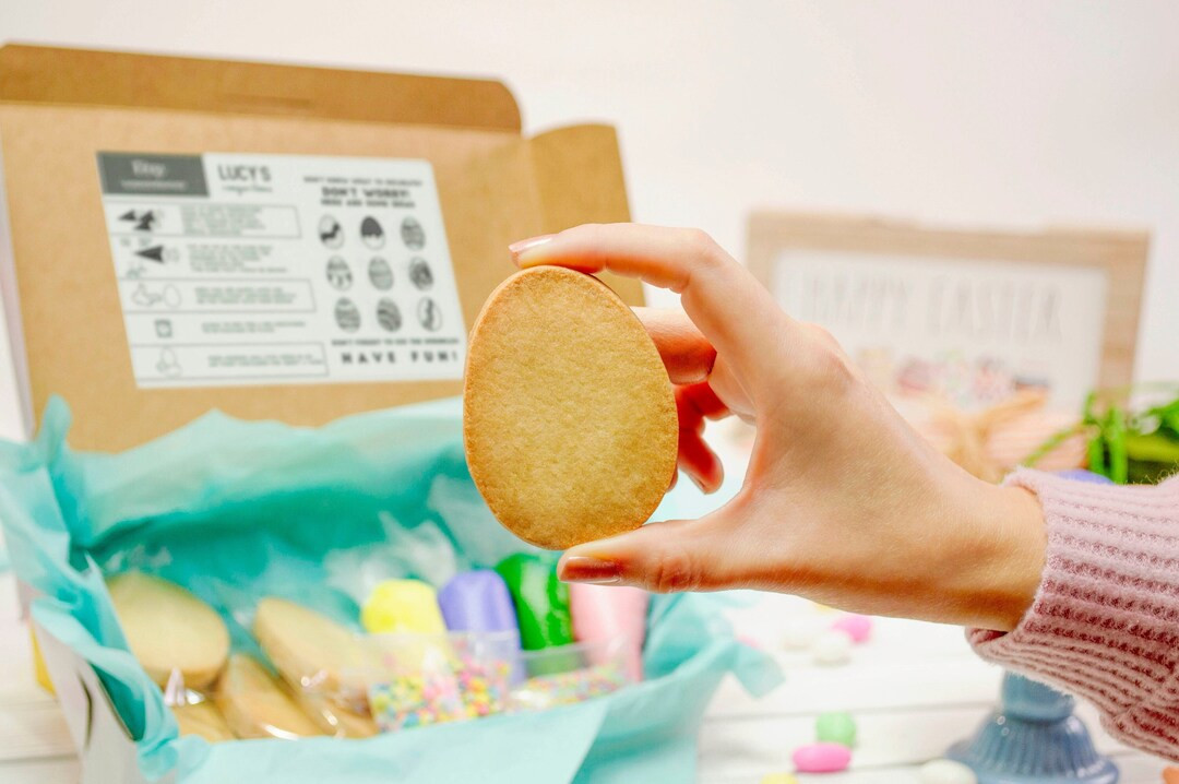 Easter Eggs cookies DIY Cookie Kit | Decorate your own | Decorate with children's| Easter Gift| Z... | Etsy (US)